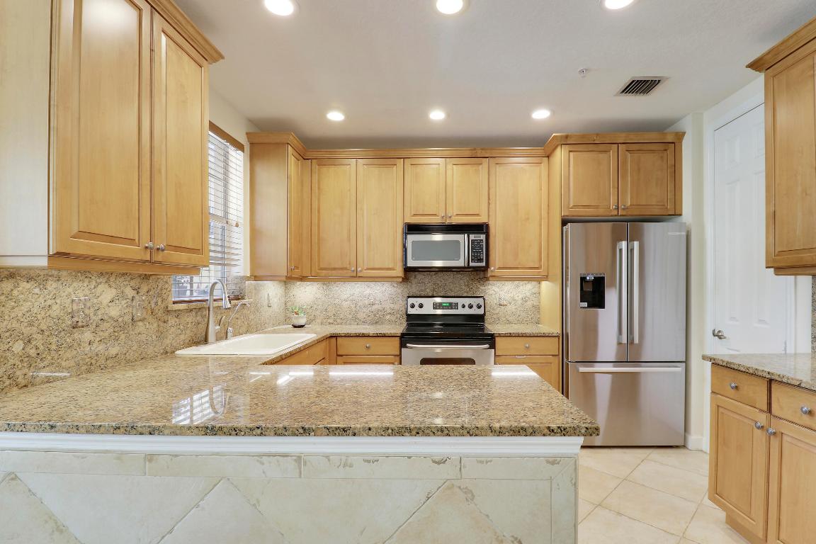 2501 San Pietro Circle