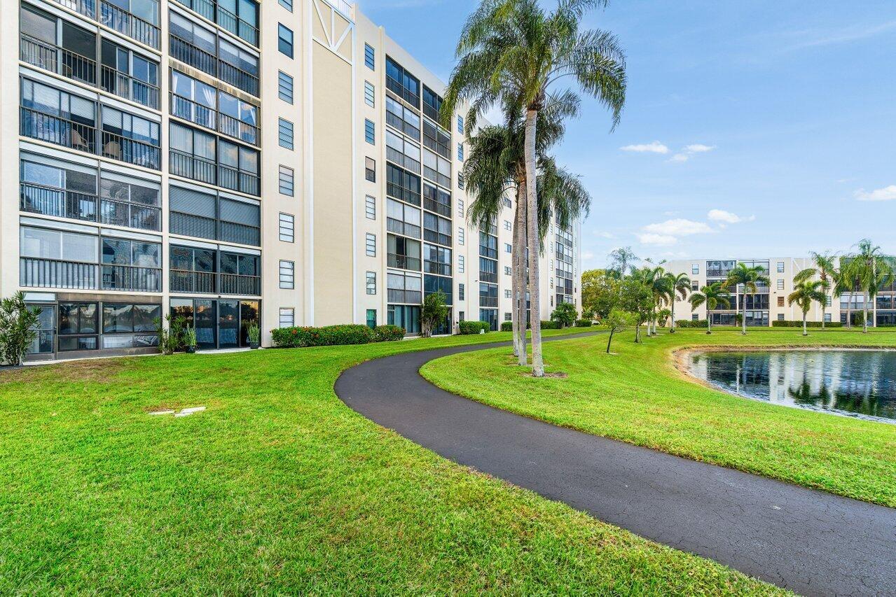 7310 Ashford Place 704