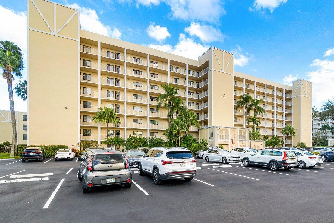 7310 Ashford Place 704