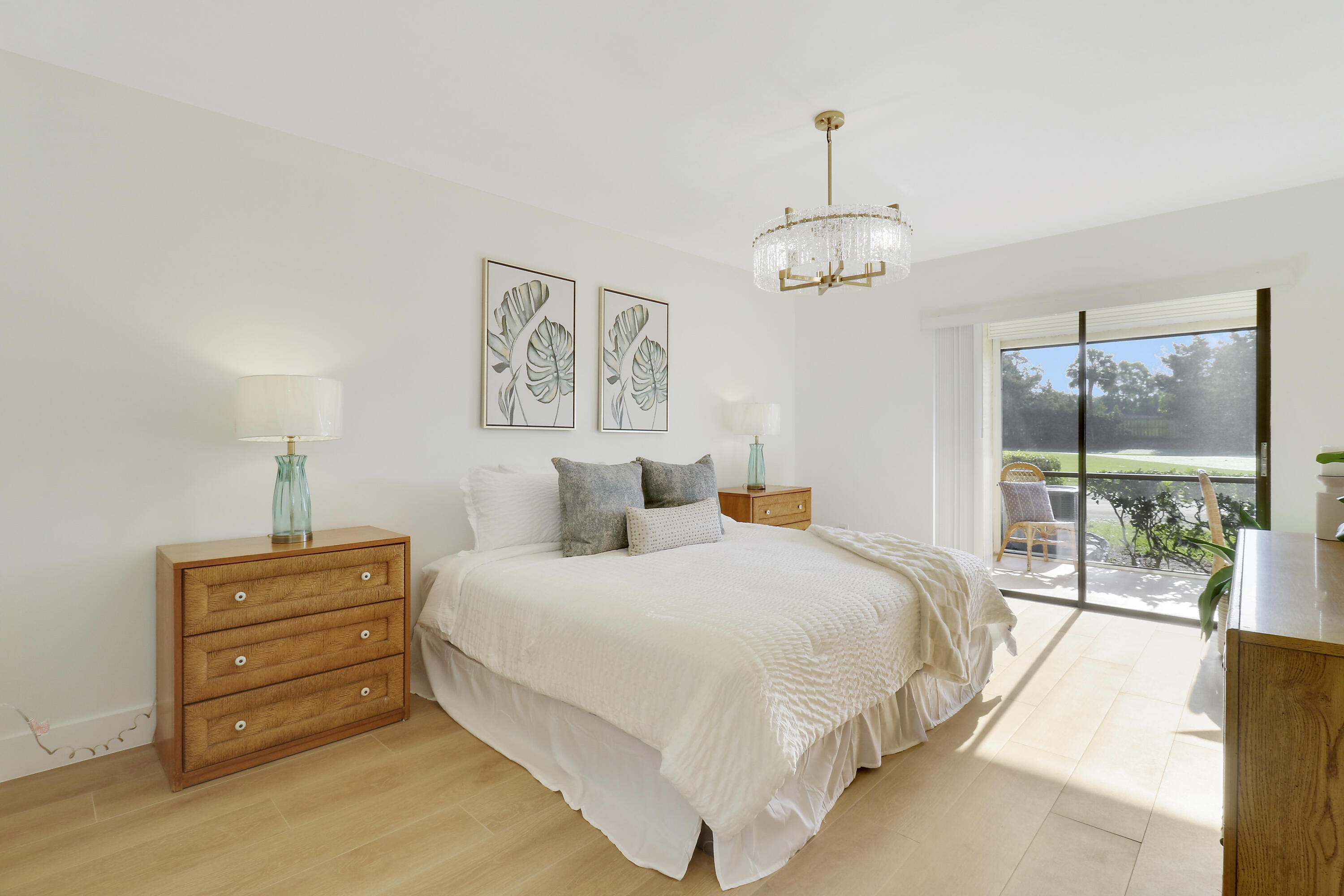 1001 Pinecrest C Circle C