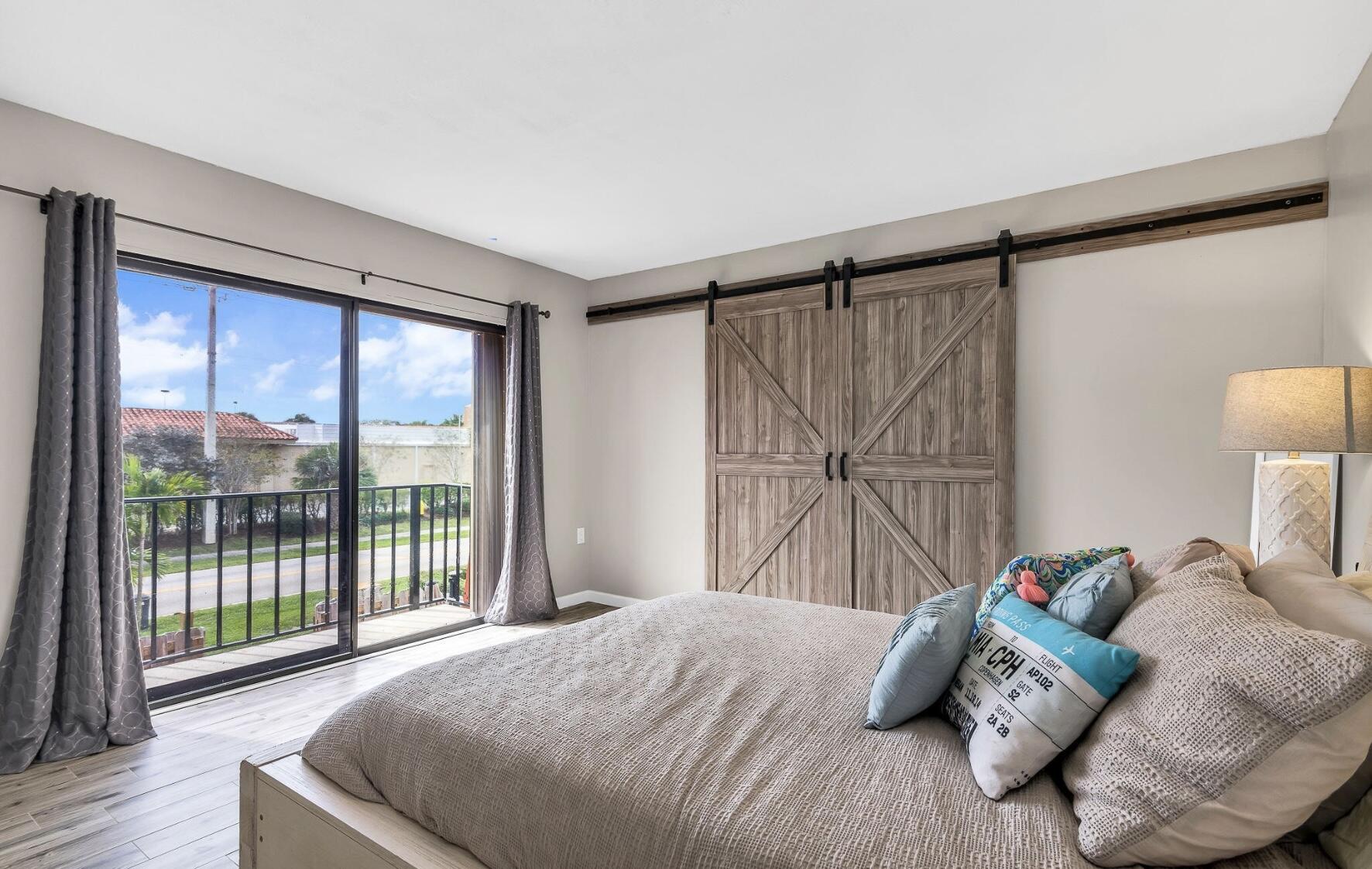 3167 Gardens East Drive A, Palm Beach Gardens Unit: A