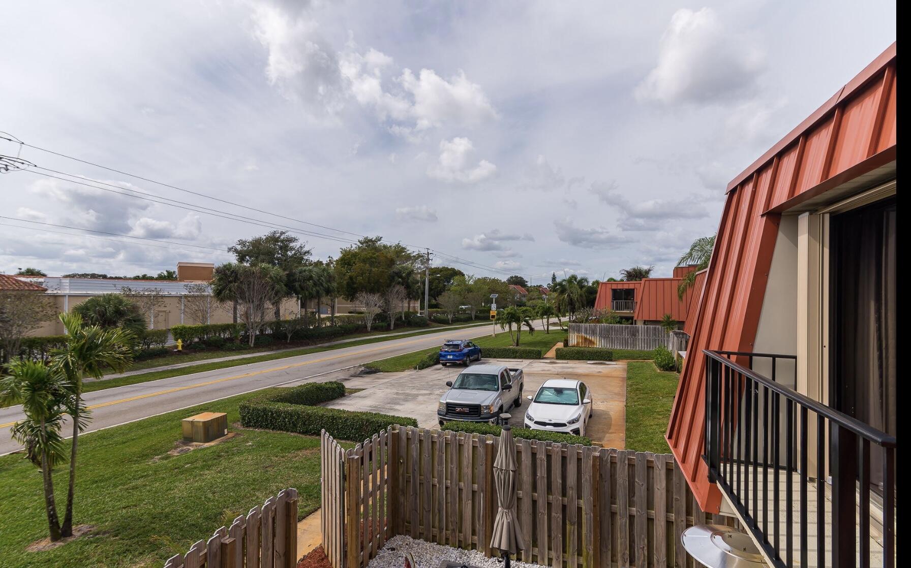3167 Gardens East Drive A, Palm Beach Gardens Unit: A