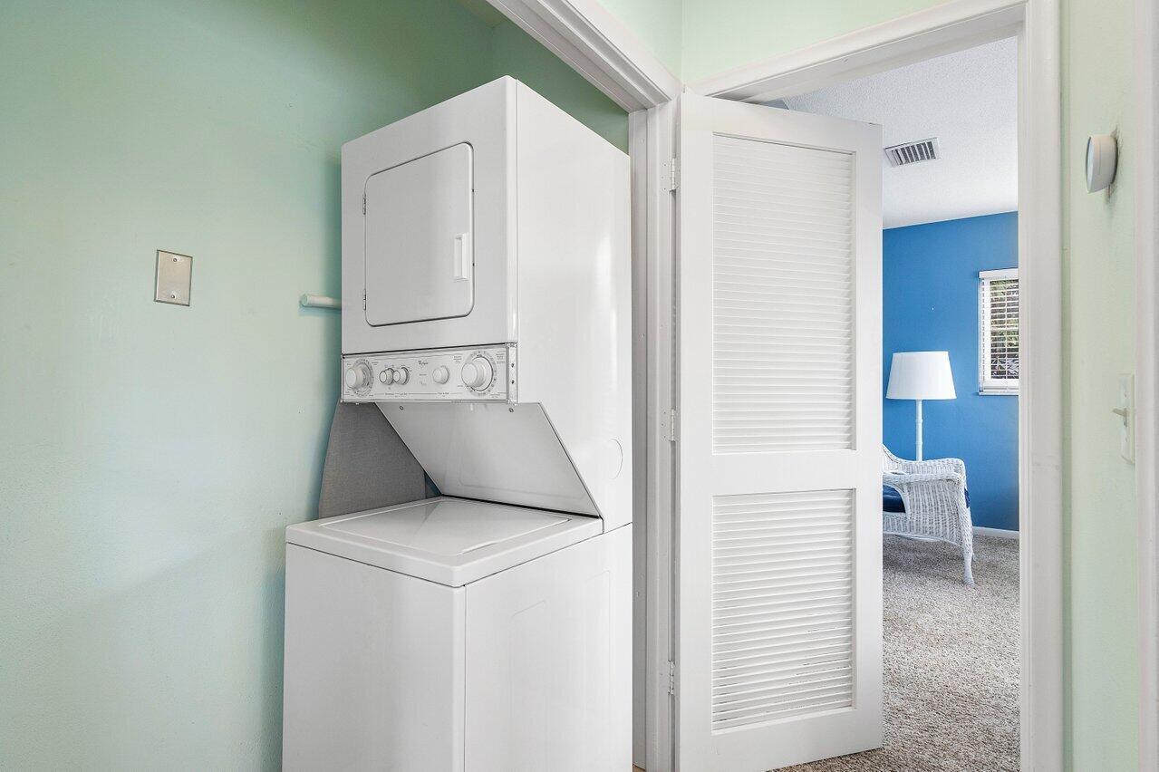 1015 Ingraham Avenue 2