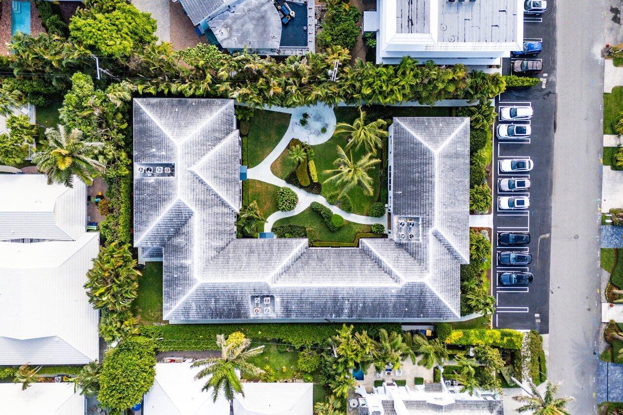 1015 Ingraham Avenue 2