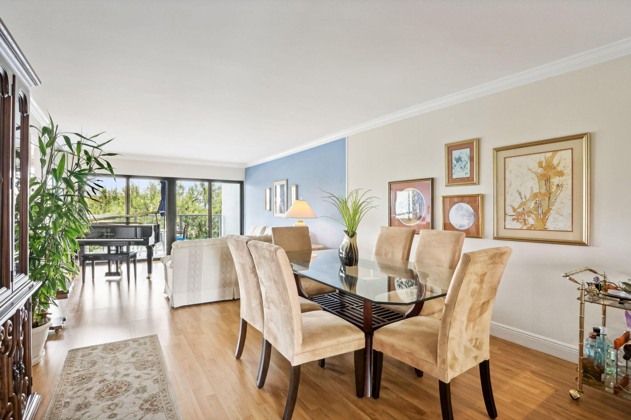 1401 N Riverside Drive 502
