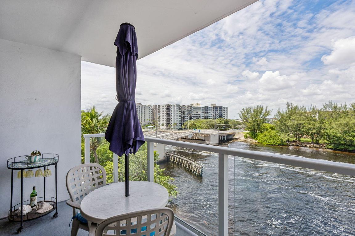 1401 N Riverside Drive 502