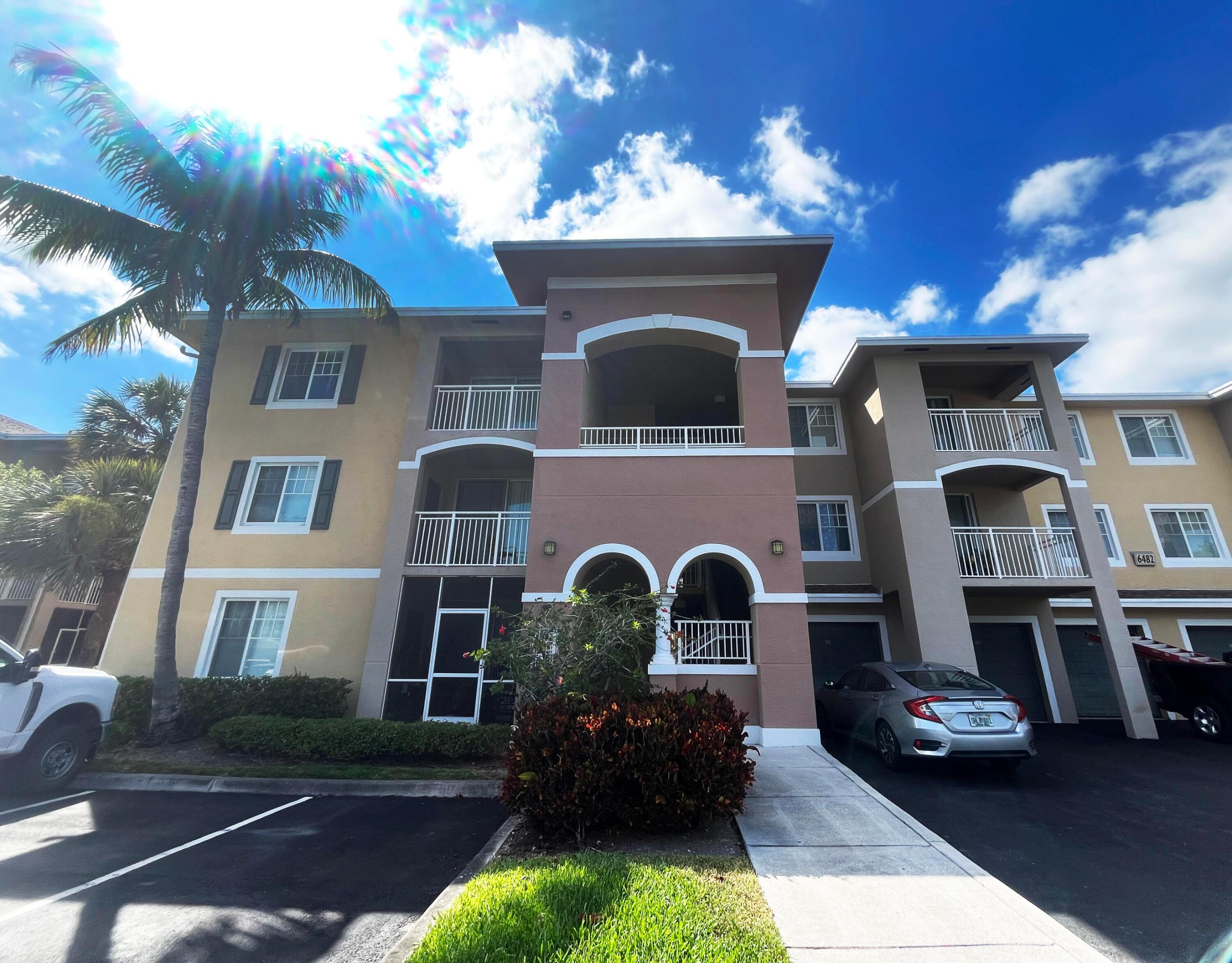 6482 Emerald Dunes Drive 302, West Palm Beach Unit: 302