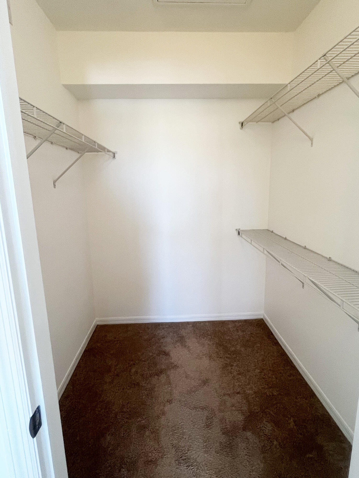 6482 Emerald Dunes Drive 302, West Palm Beach Unit: 302