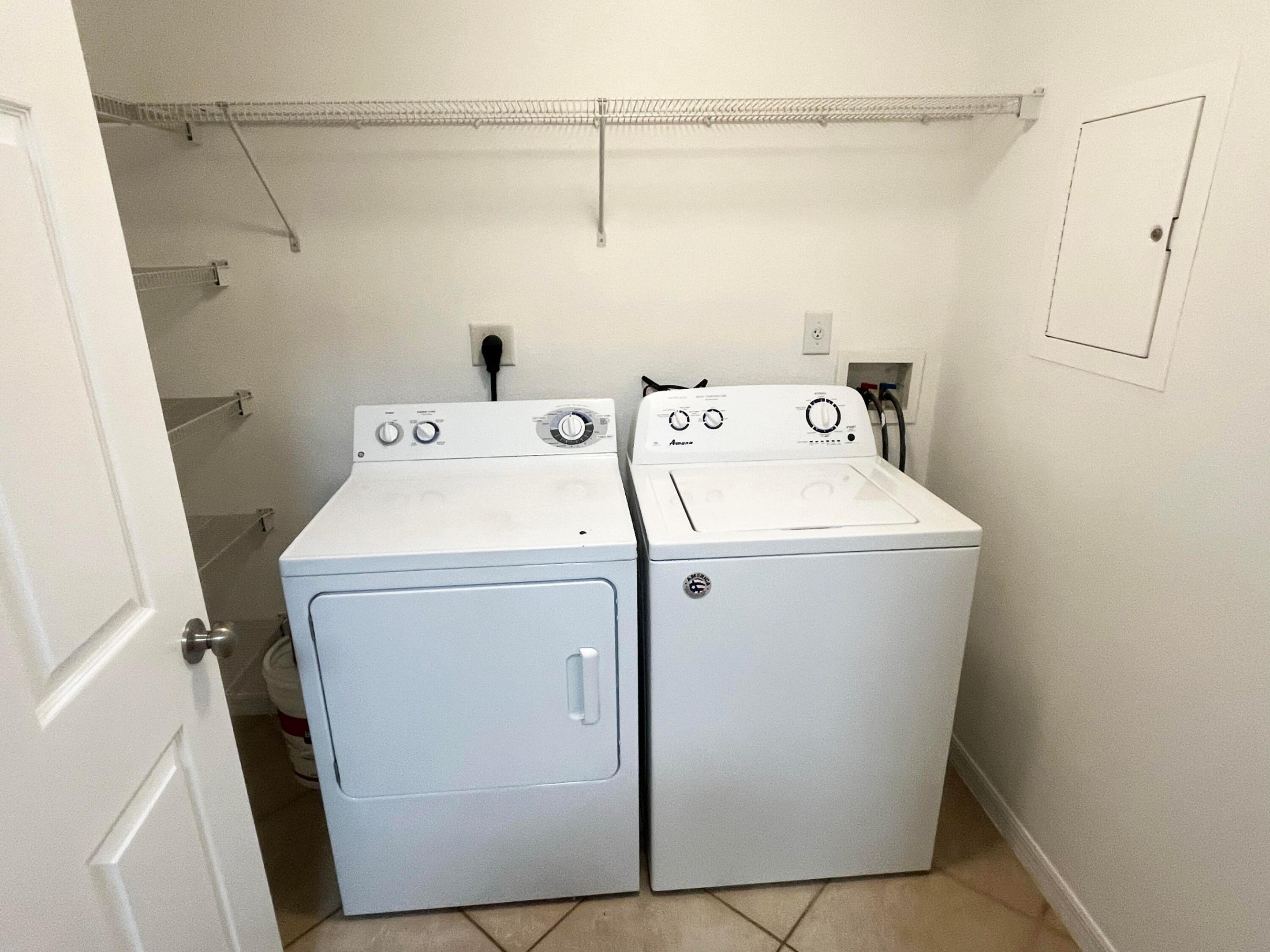 6482 Emerald Dunes Drive 302, West Palm Beach Unit: 302