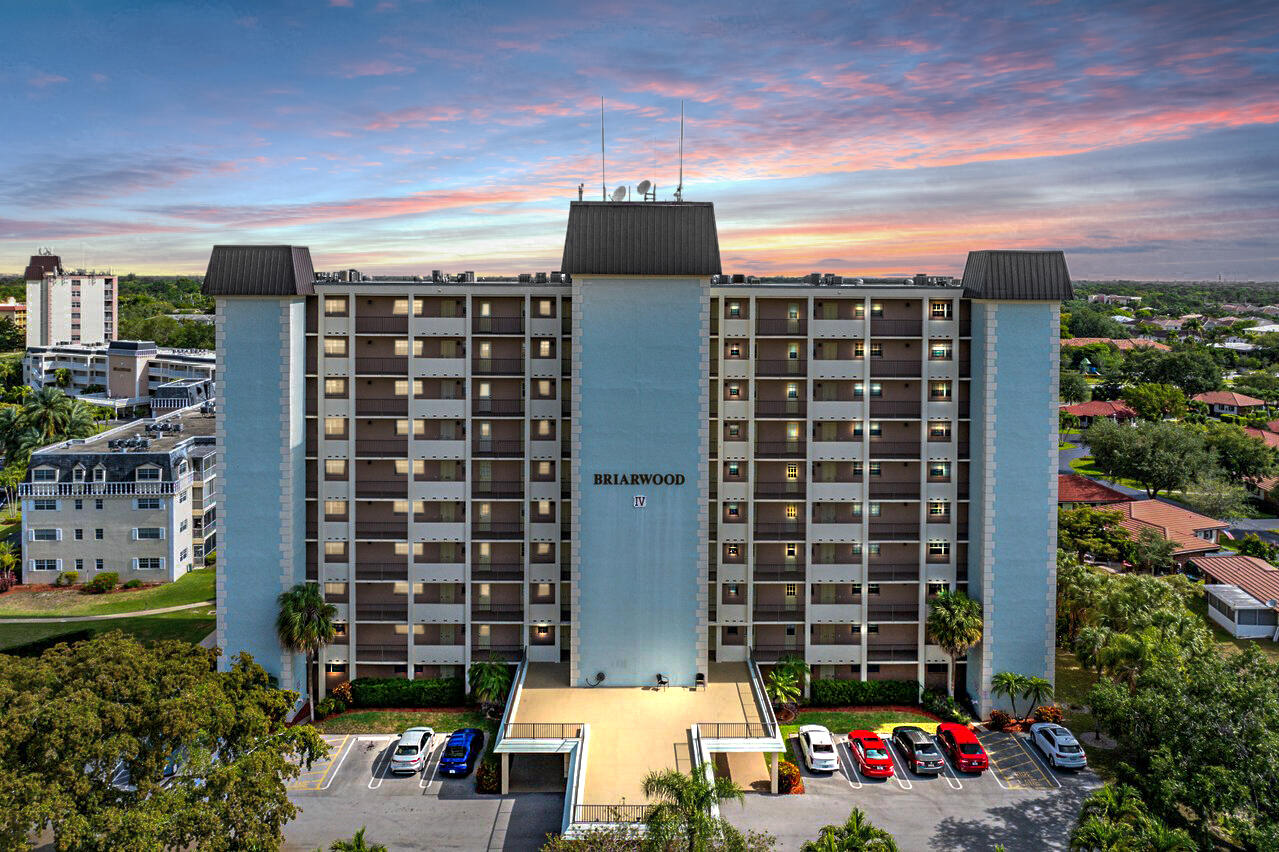9101 W Sample Road 805