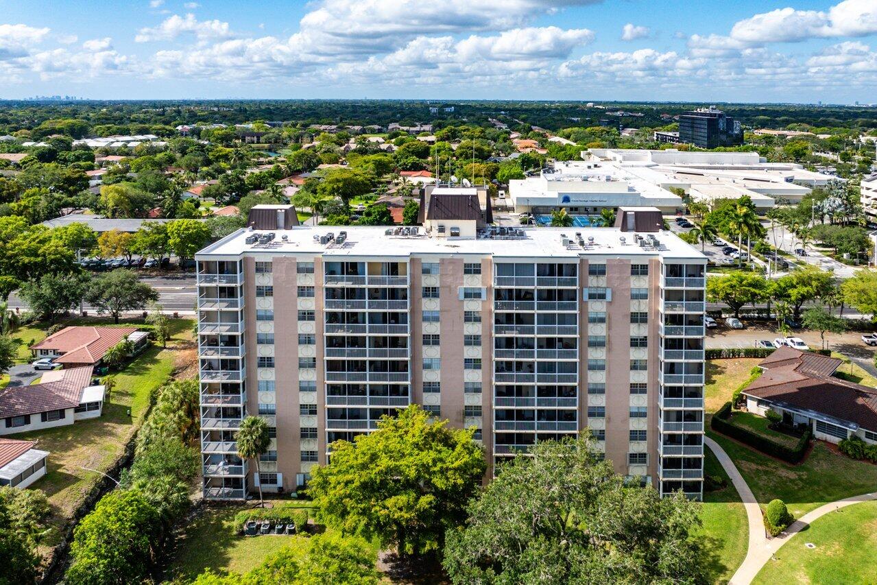 9101 W Sample Road 805