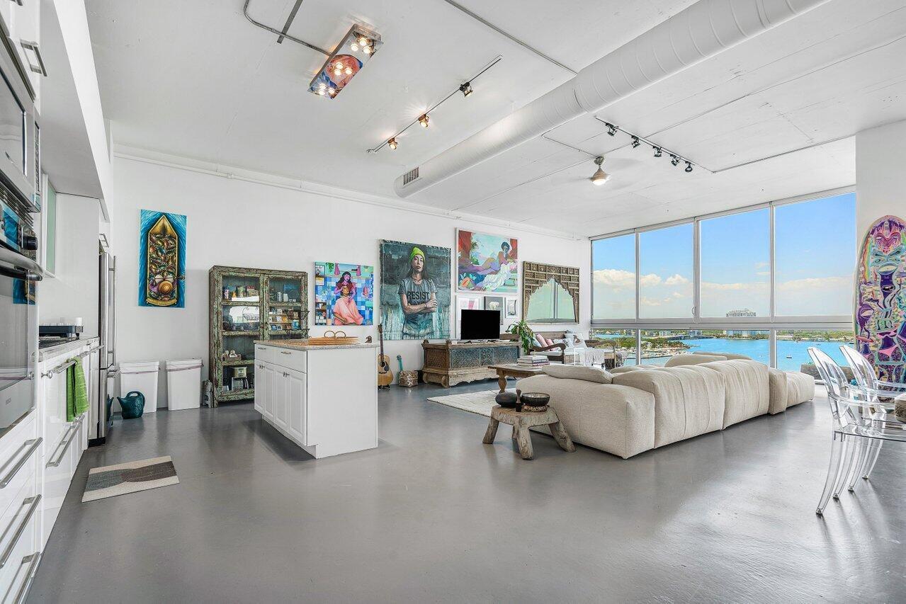 7934 West Drive 1205