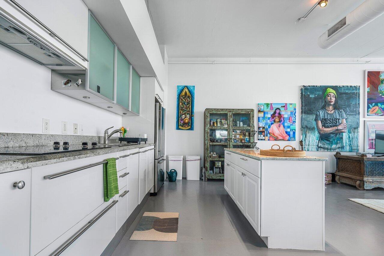 7934 West Drive 1205