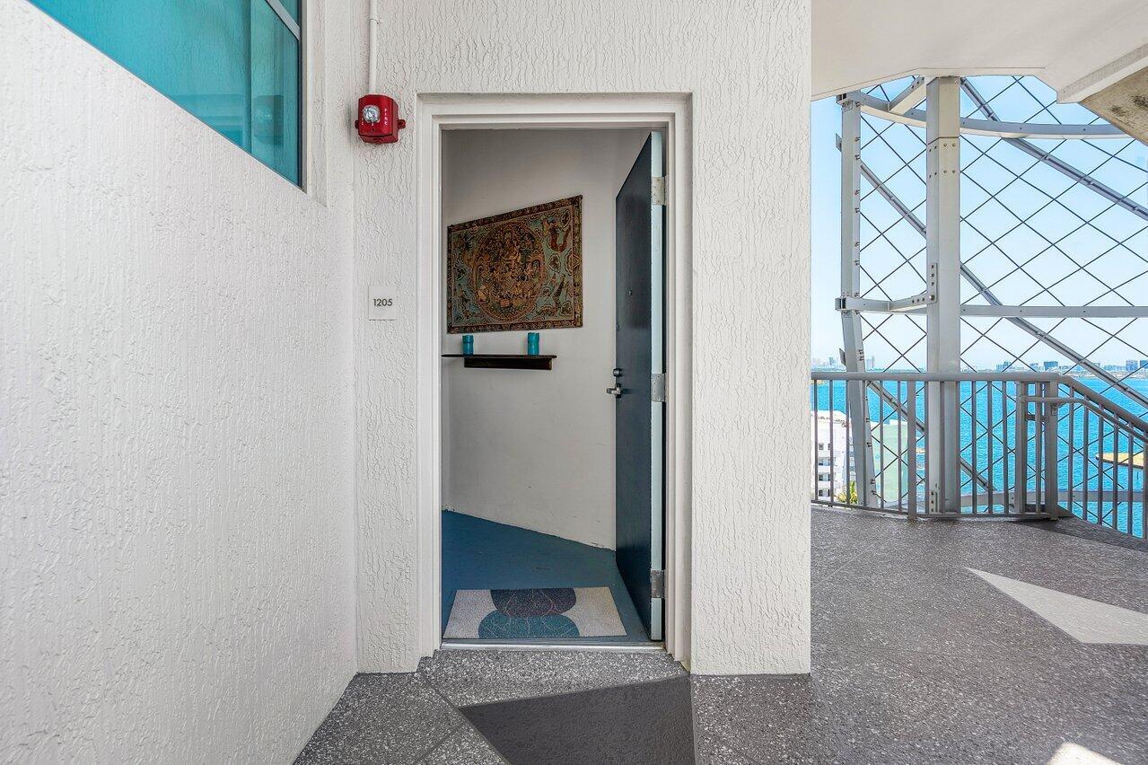 7934 West Drive 1205