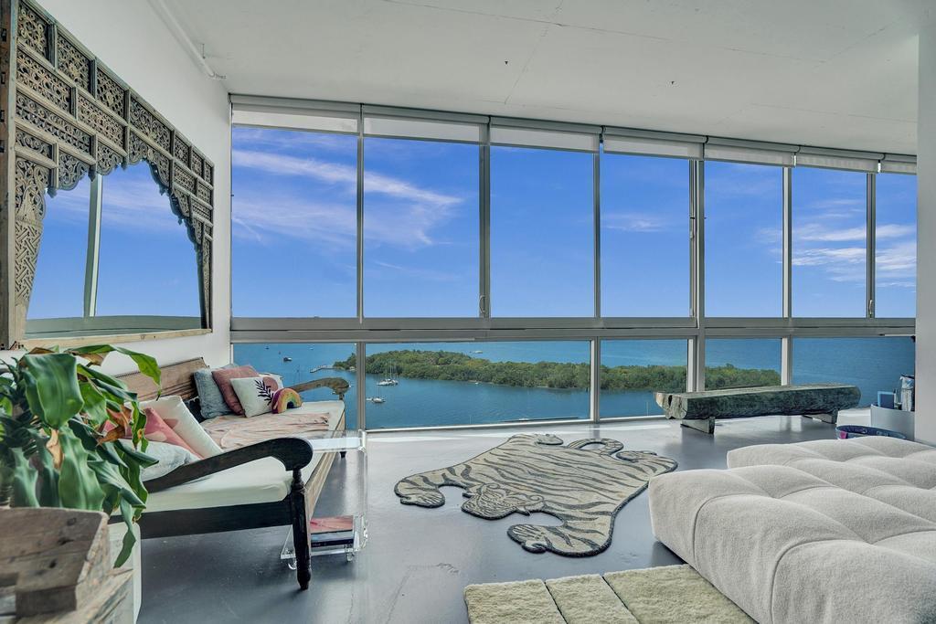 7934 West Drive 1205