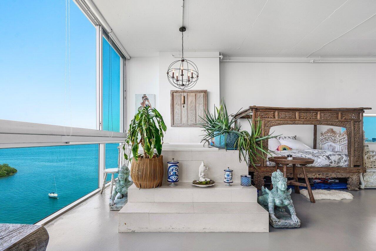 7934 West Drive 1205