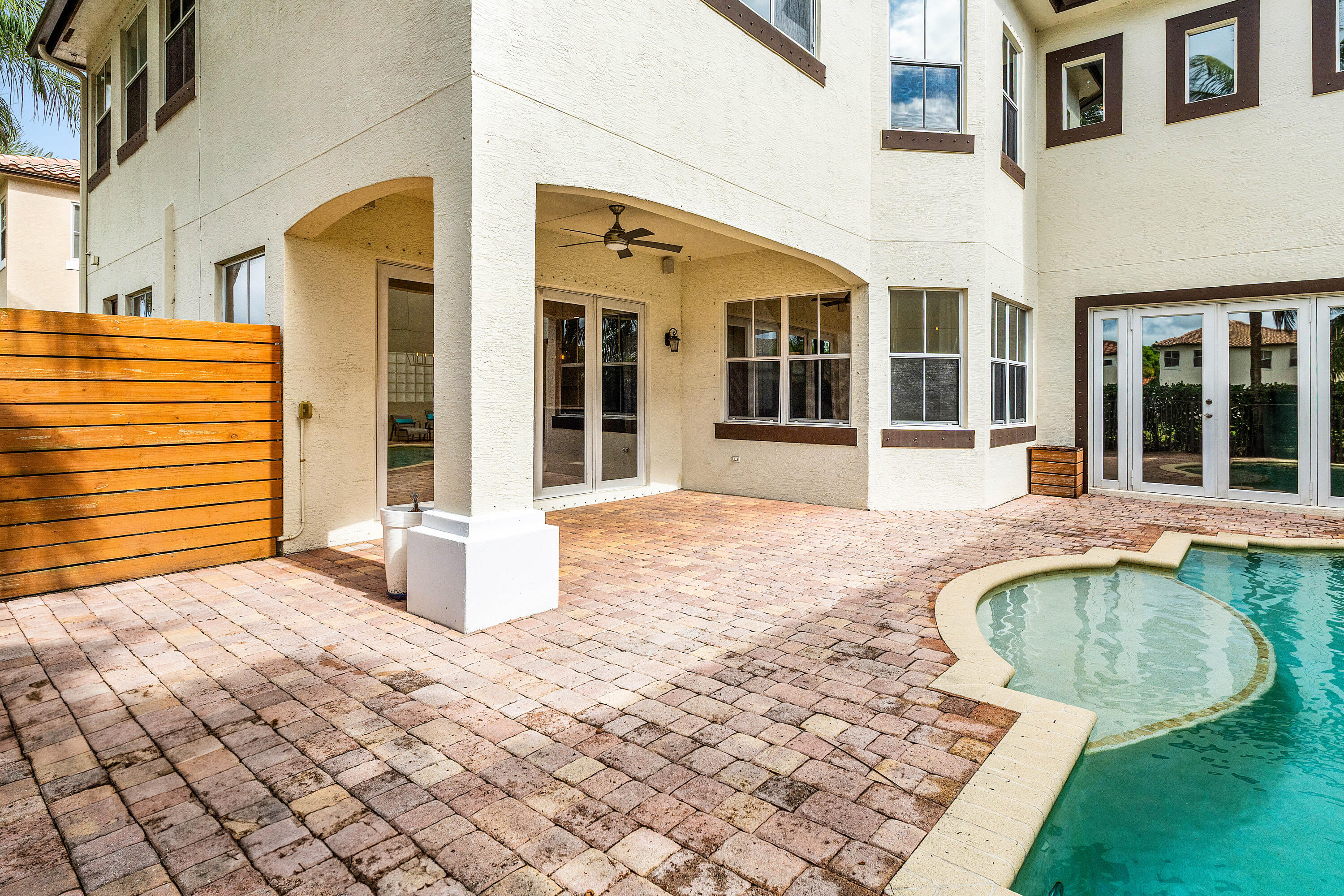 4205 Artesa Drive