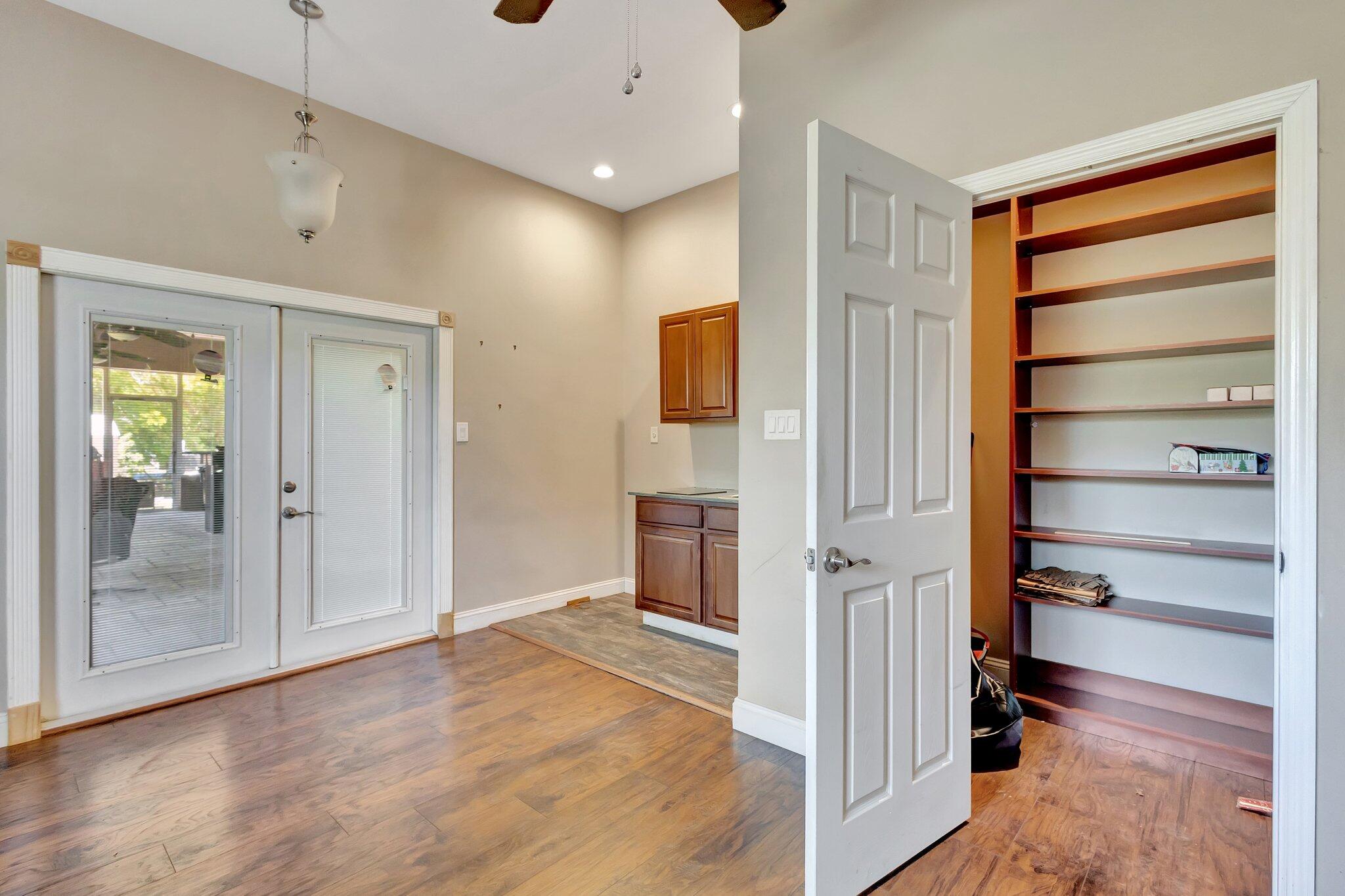 16888 W Downers Drive W, The Acreage