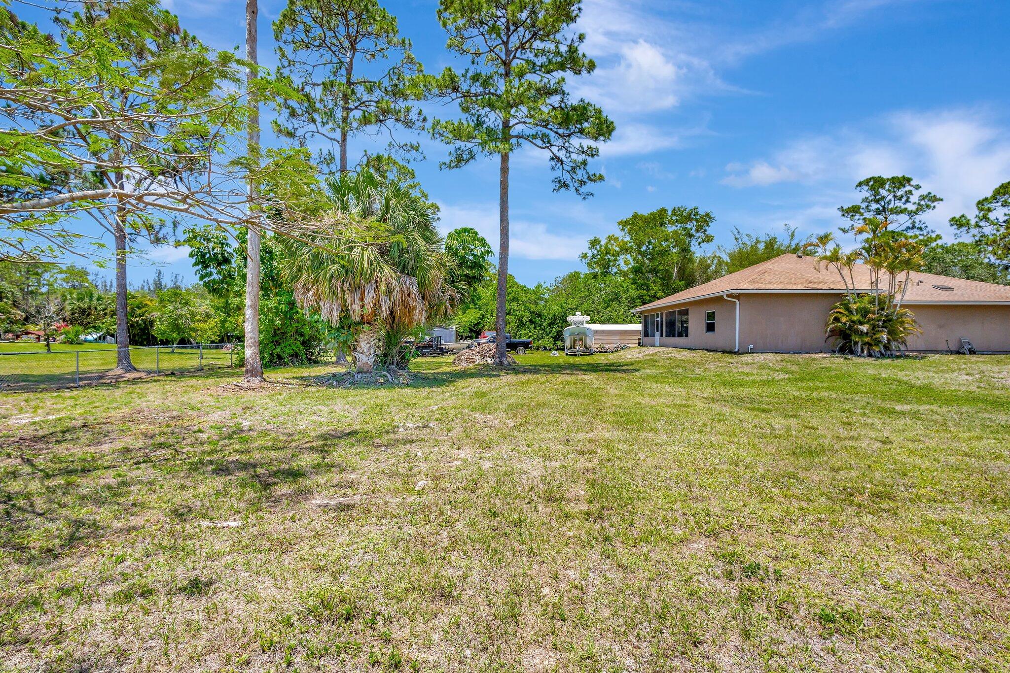 16888 W Downers Drive W, The Acreage