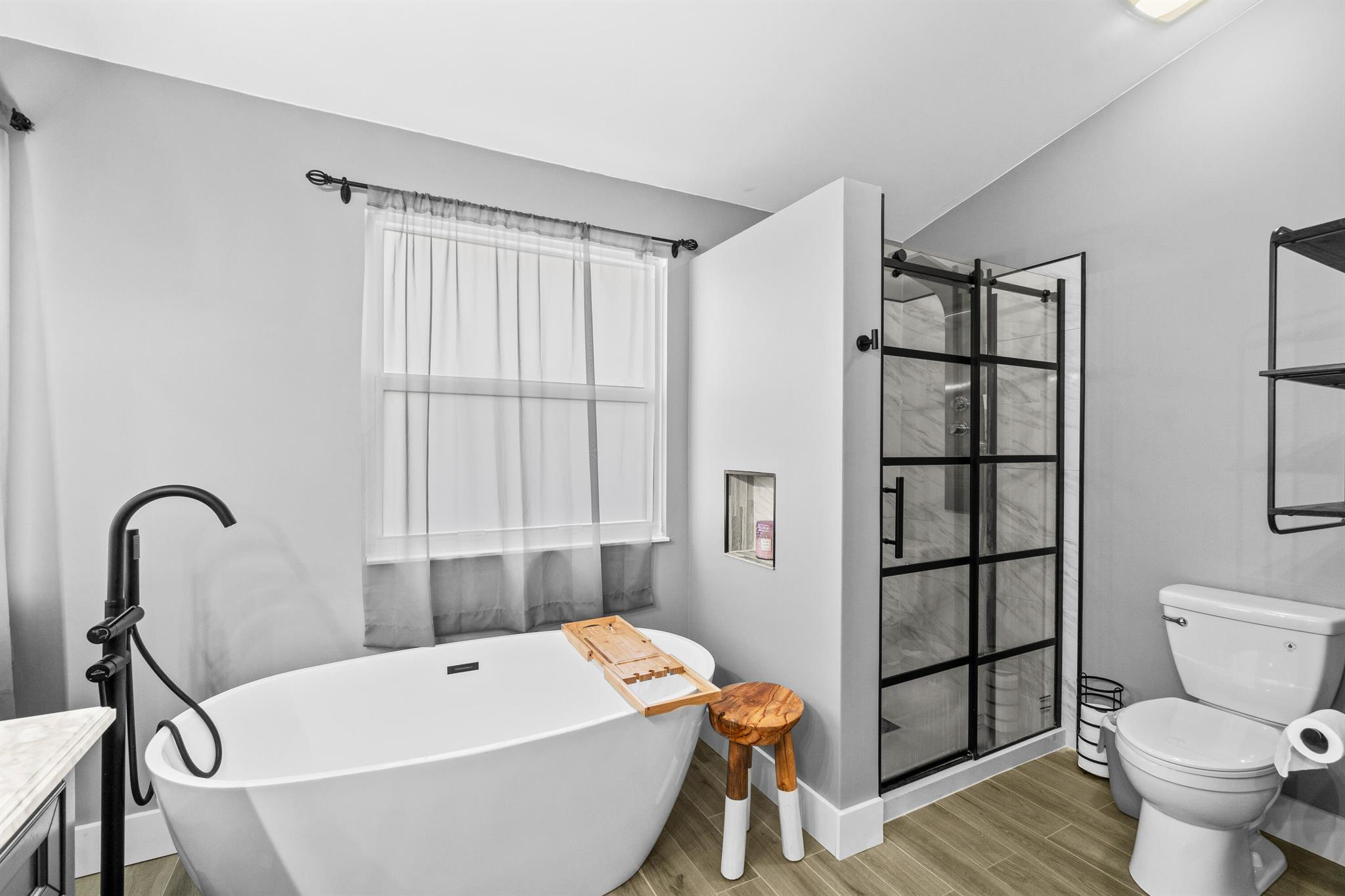 7501 Colony Palm Drive