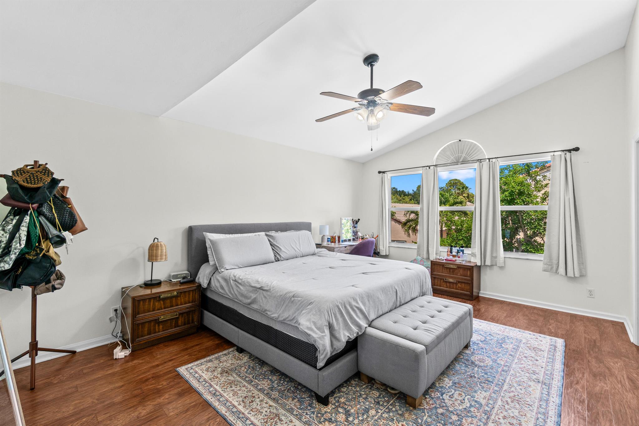 7501 Colony Palm Drive