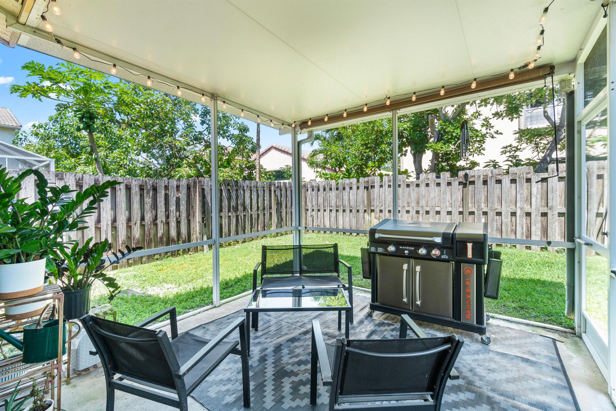 7501 Colony Palm Drive