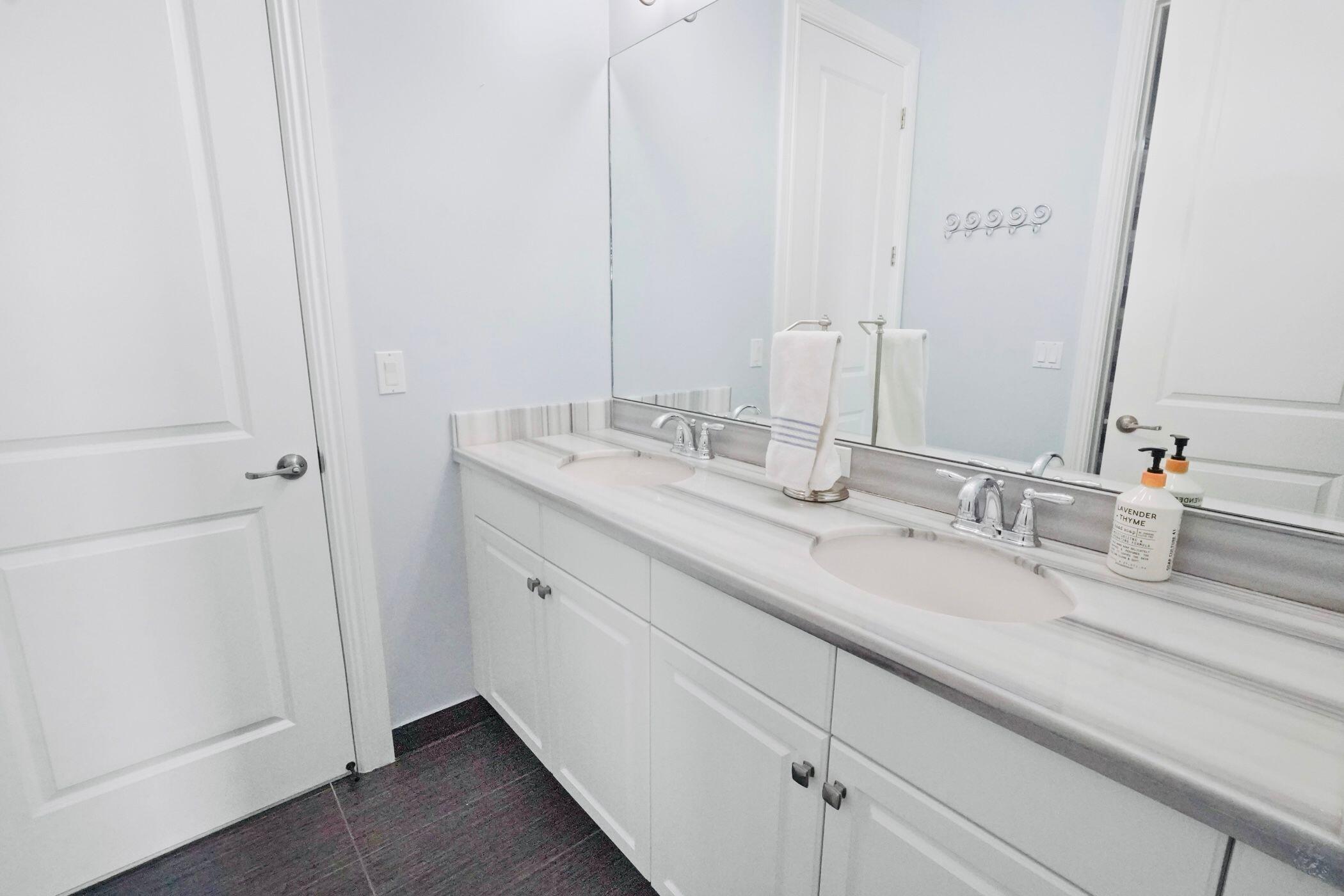 9196 Grand Prix Lane