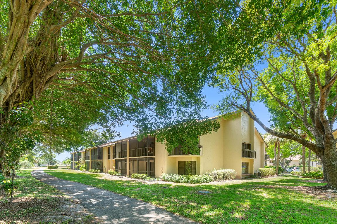 5087 Oak Hill Lane 321