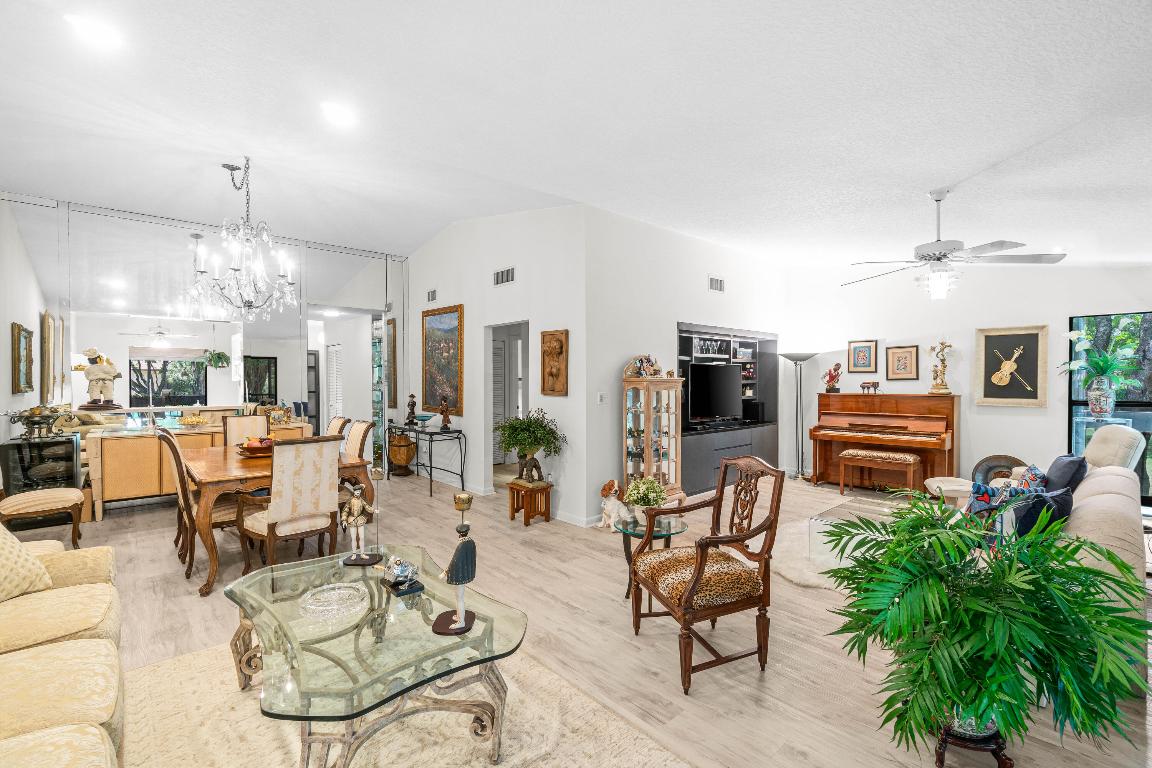 5087 Oak Hill Lane 321