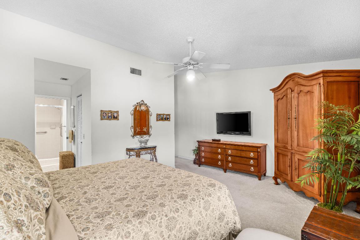 5087 Oak Hill Lane 321