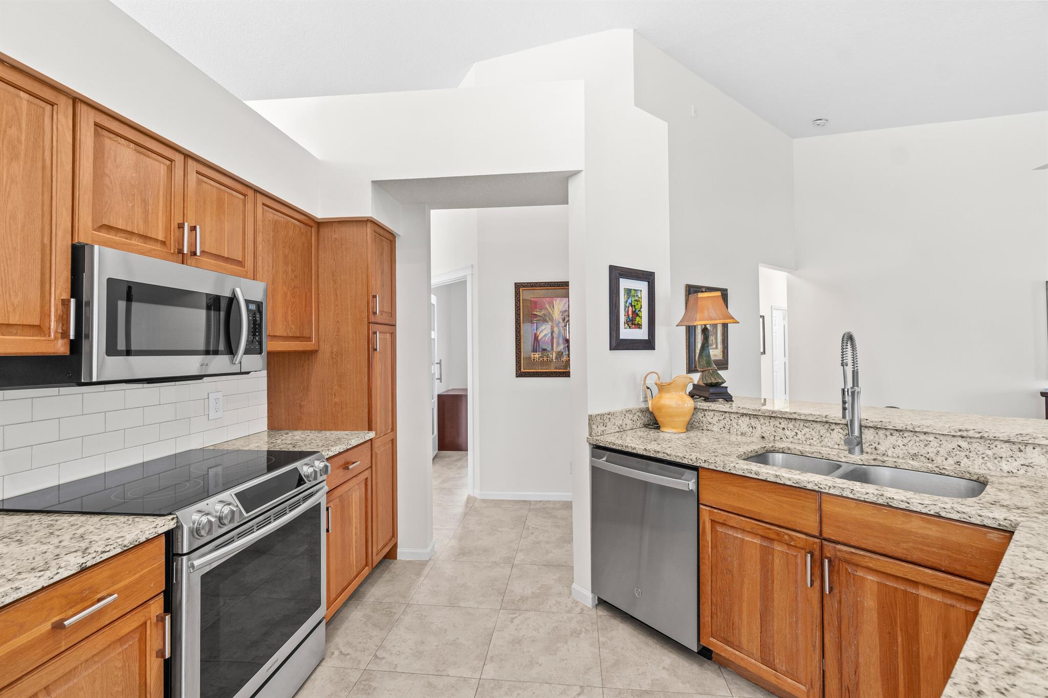 10194 N Lexington Circle