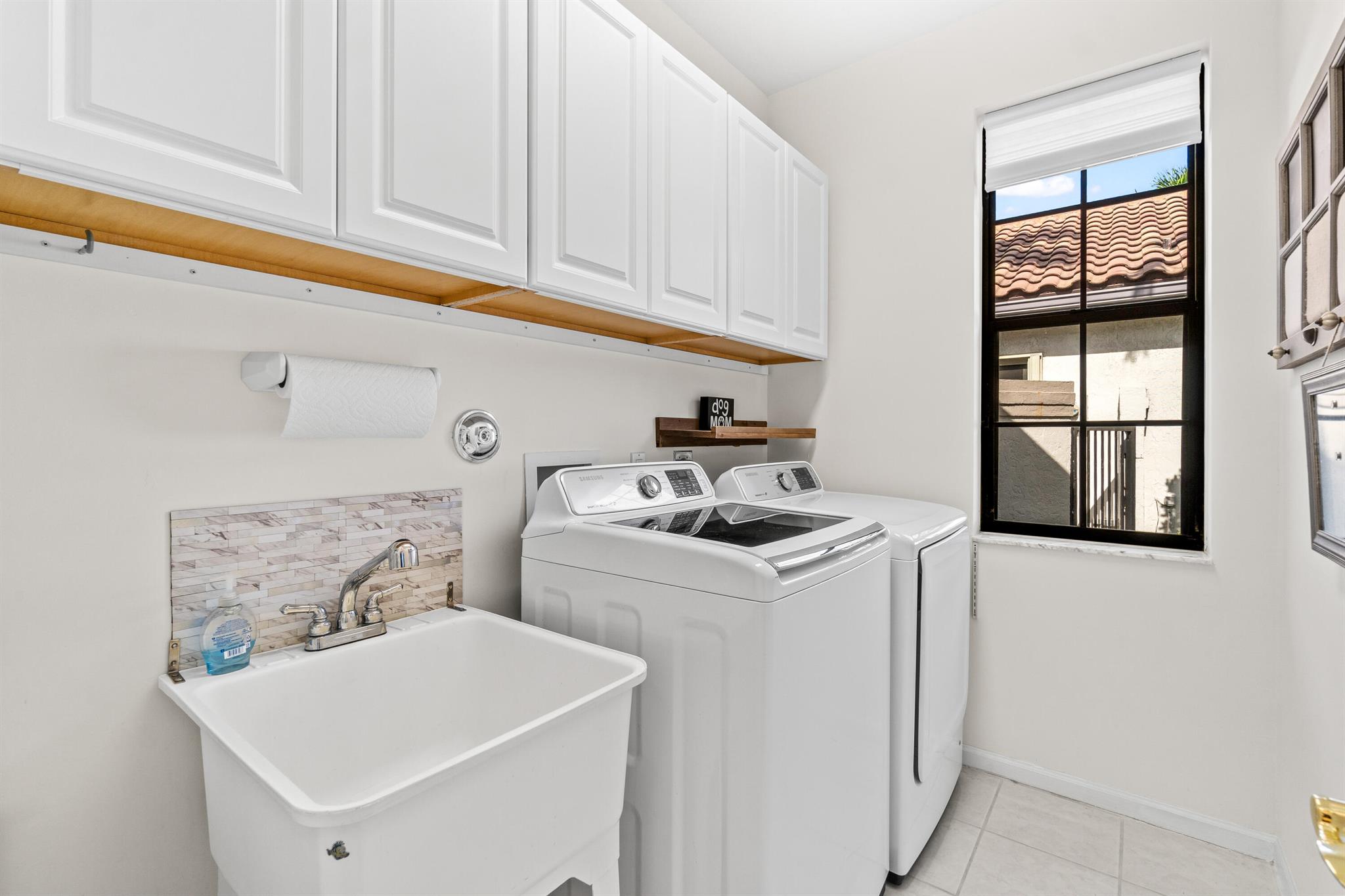 10194 N Lexington Circle