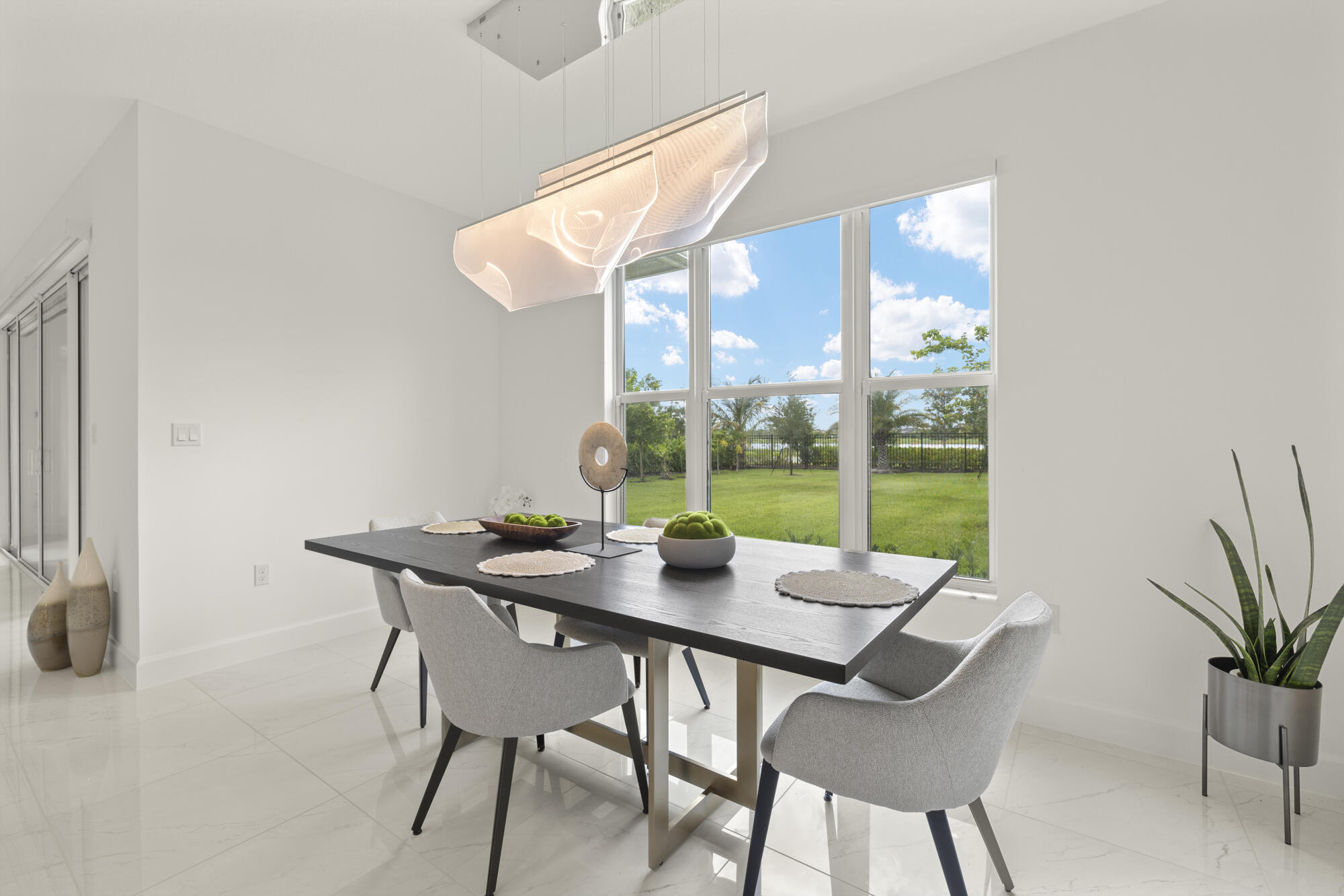 19486 Broad Shore Walk