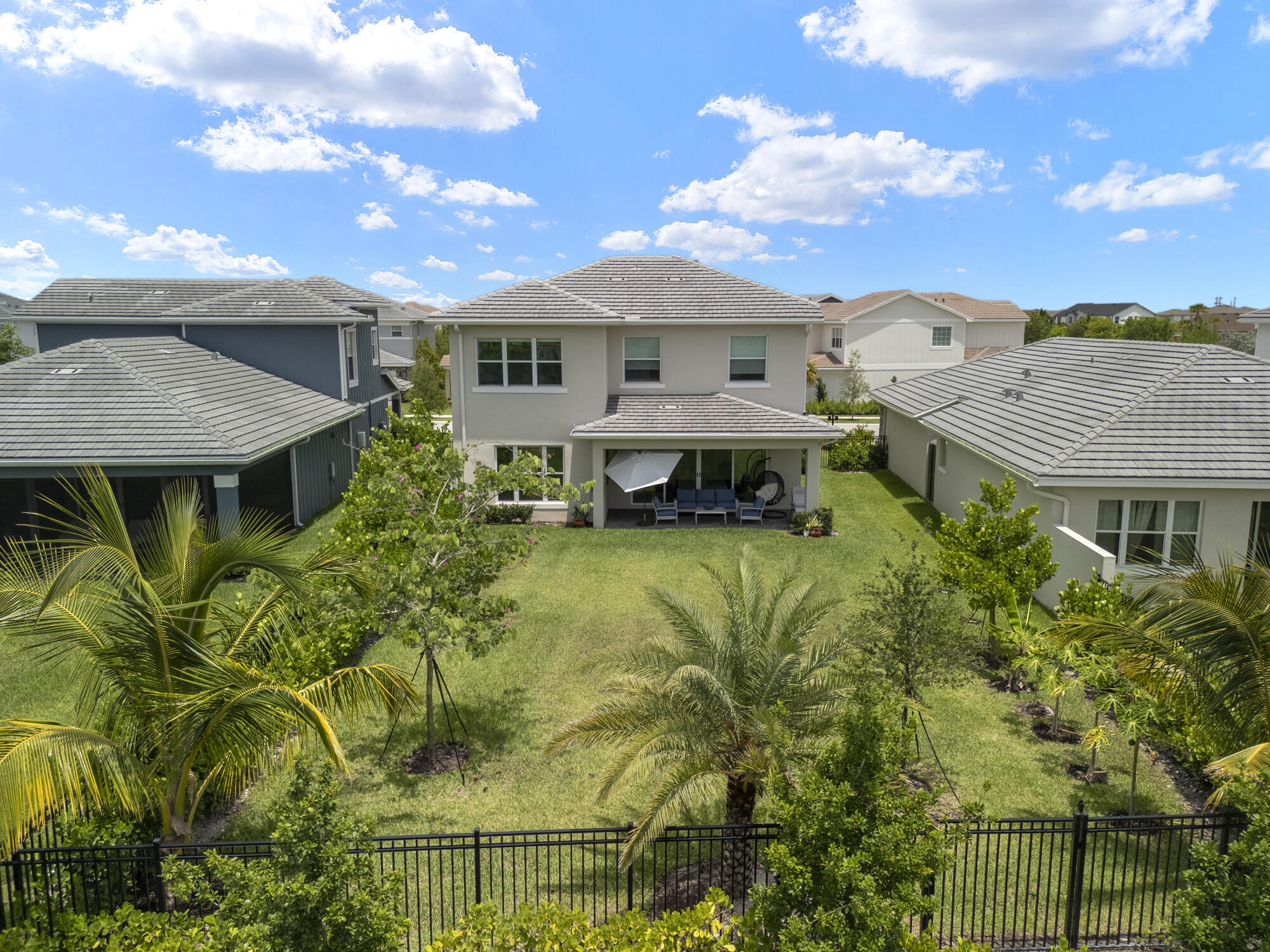 19486 Broad Shore Walk