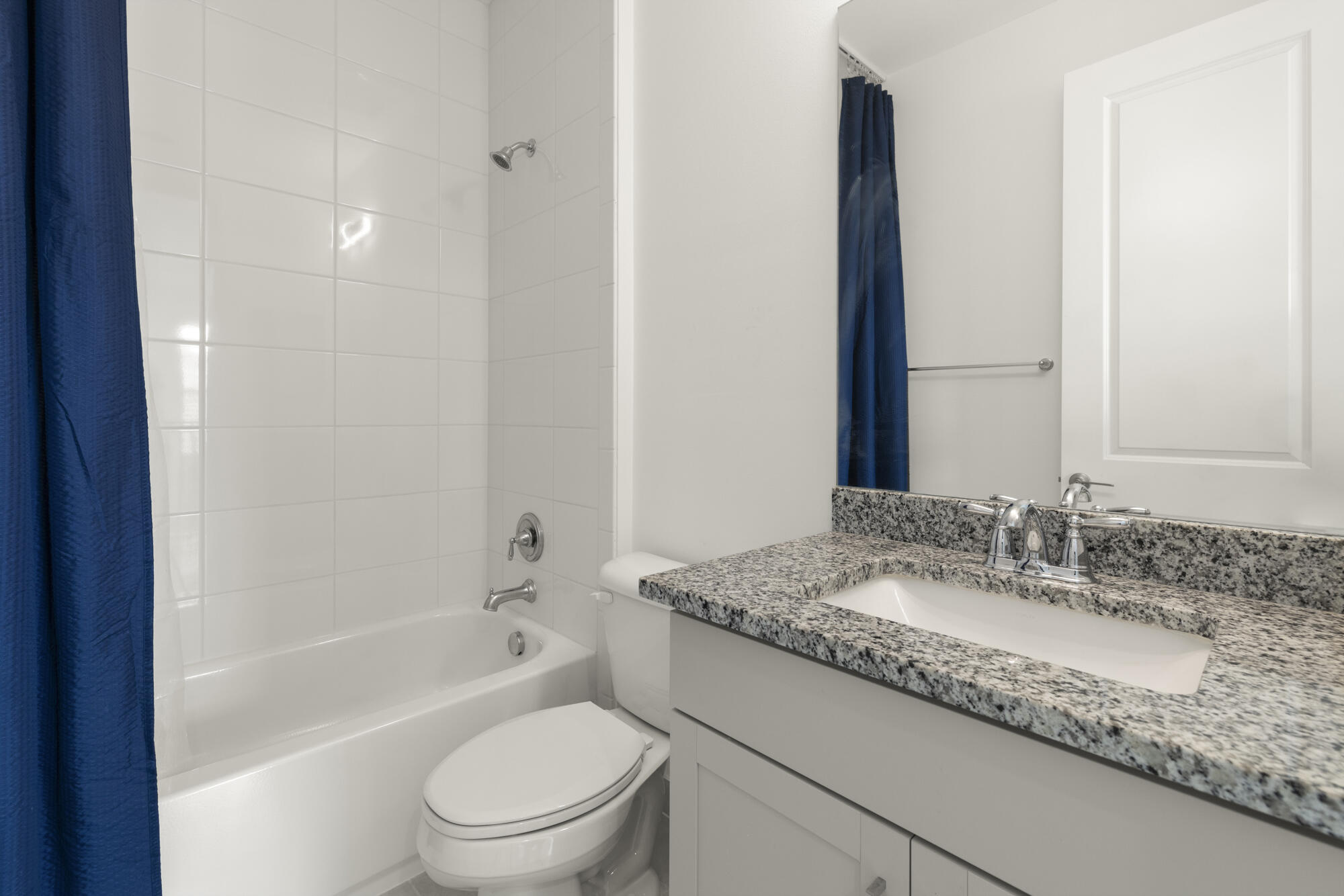 19486 Broad Shore Walk