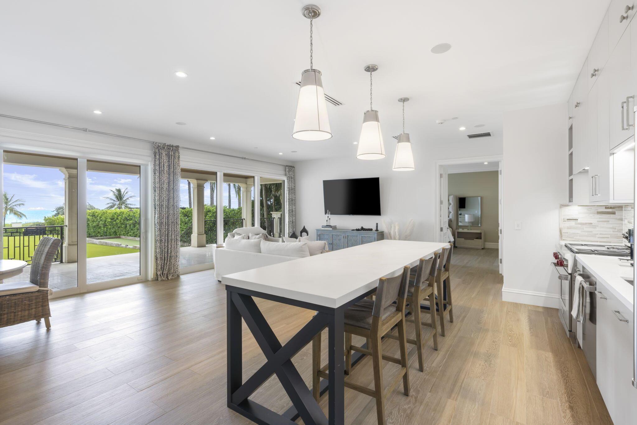 526 N Ocean Boulevard