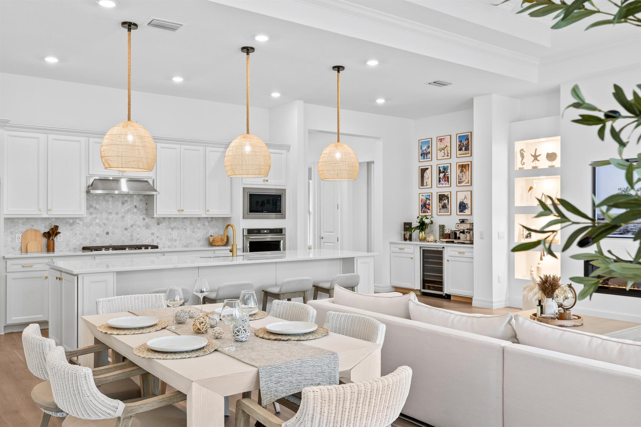 10803 Stellar Circle