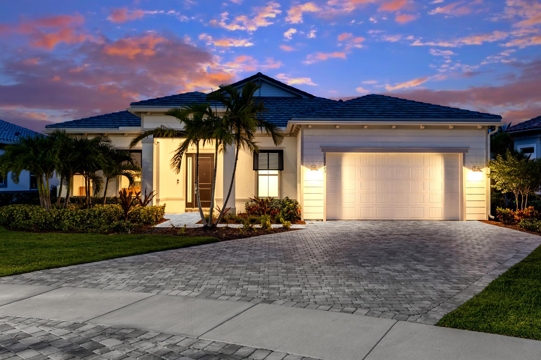 10803 Stellar Circle