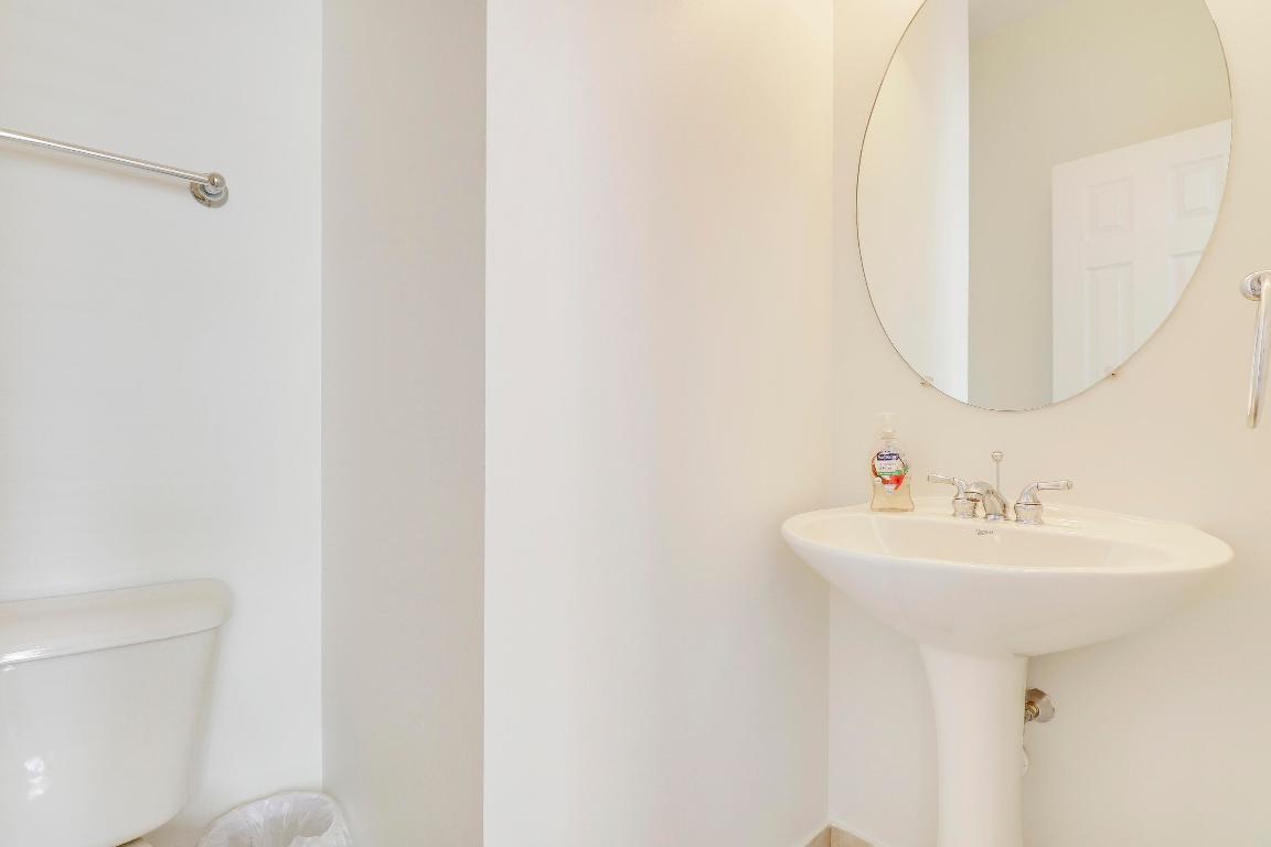 123 E Thatch Palm Circle