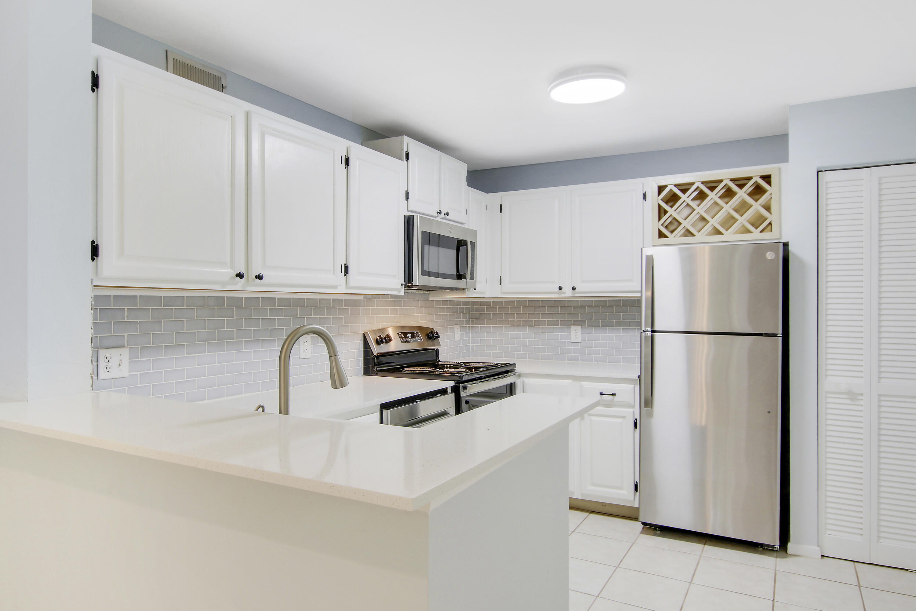 1780 Palm Cove Boulevard 6-303
