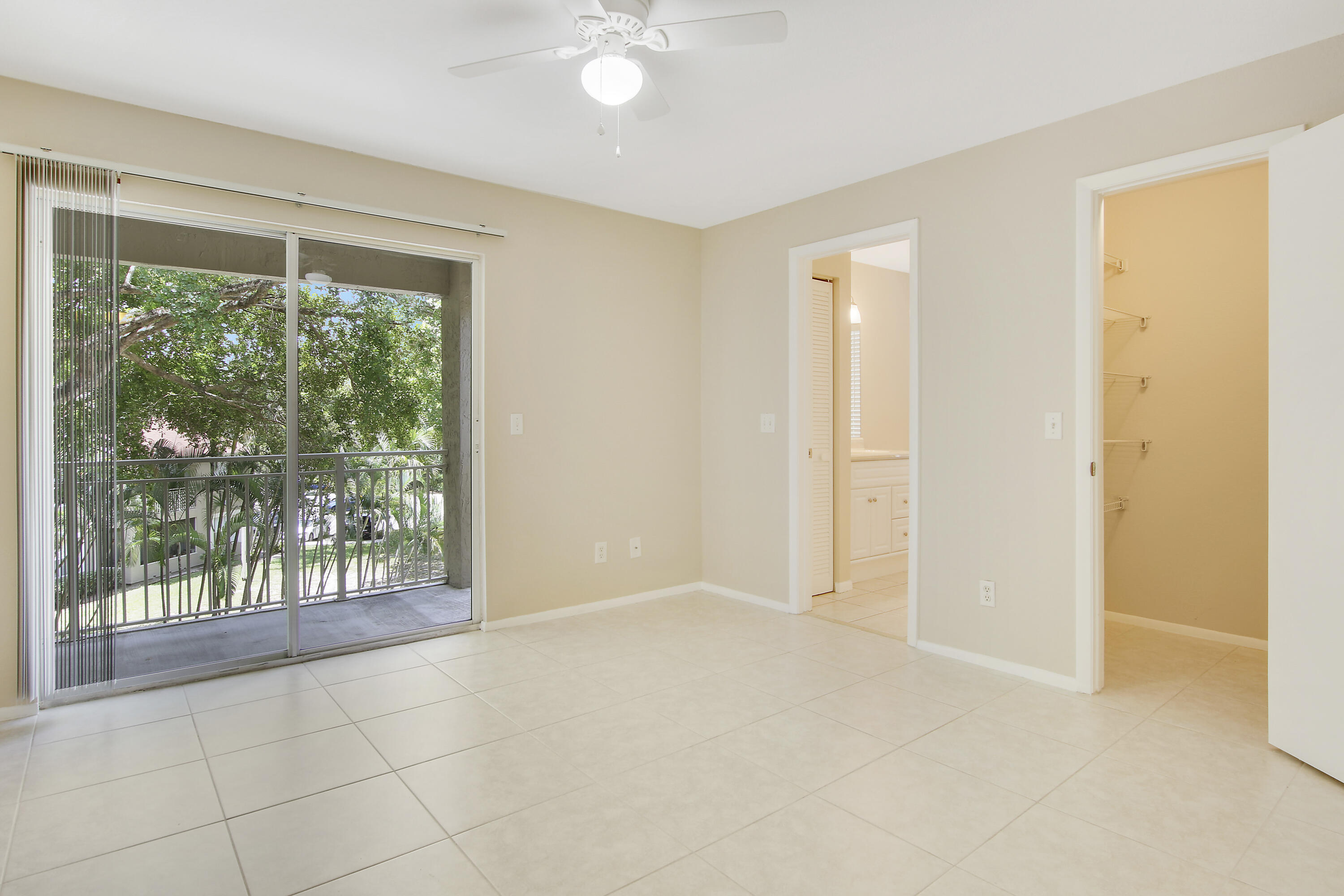 1780 Palm Cove Boulevard 6-303