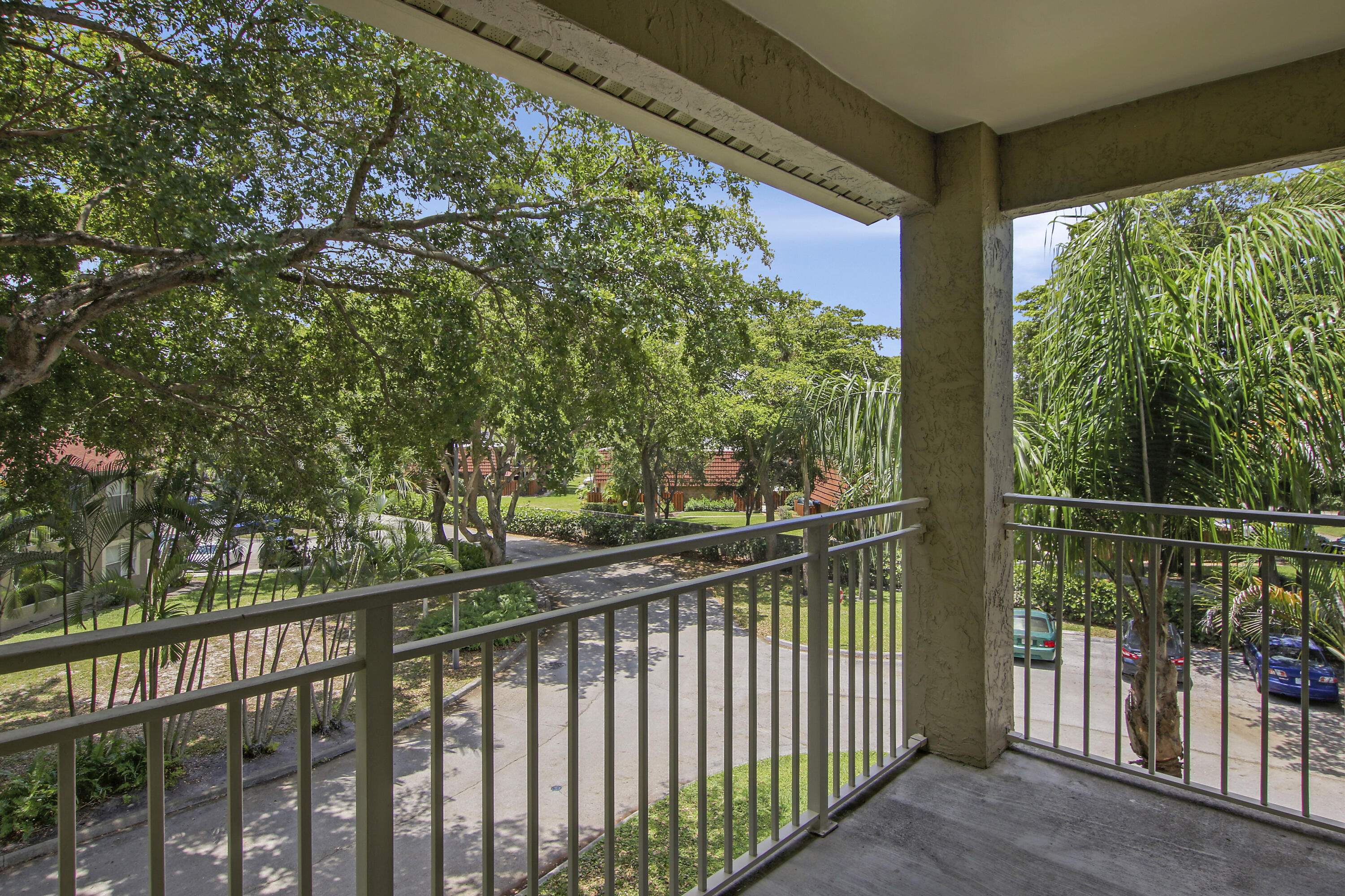 1780 Palm Cove Boulevard 6-303