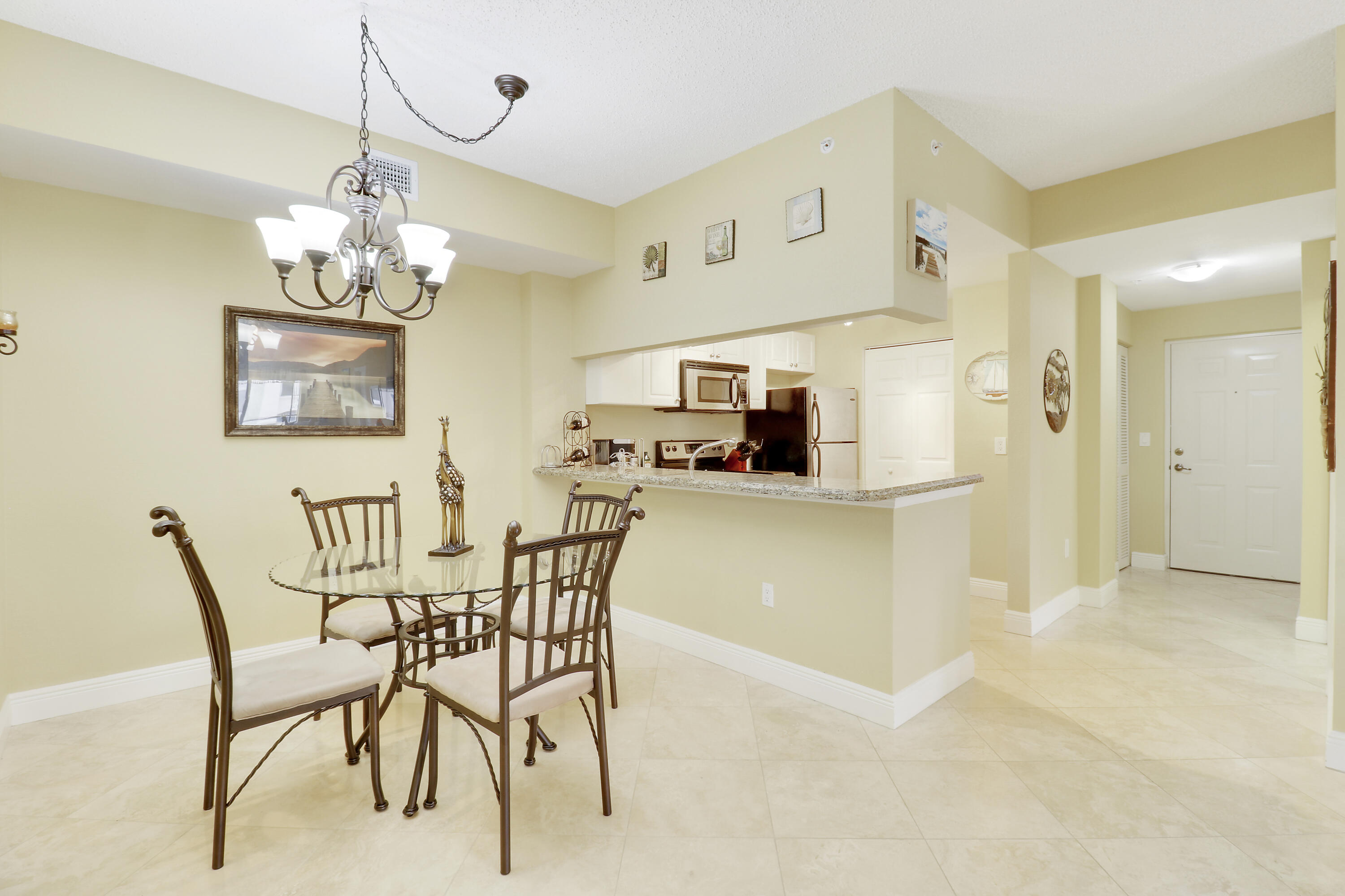 2802 Sarento Place 204