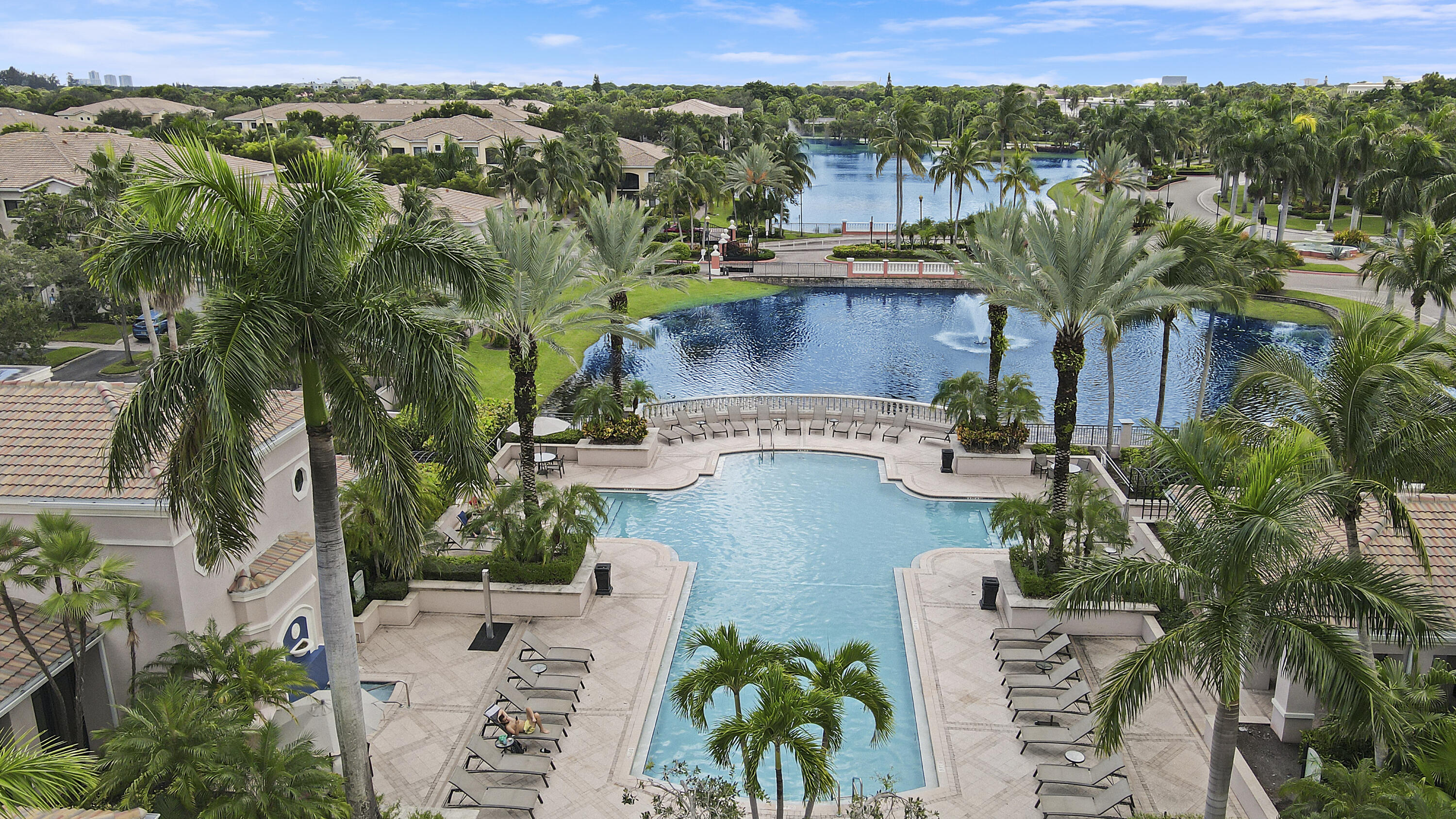 2802 Sarento Place 204