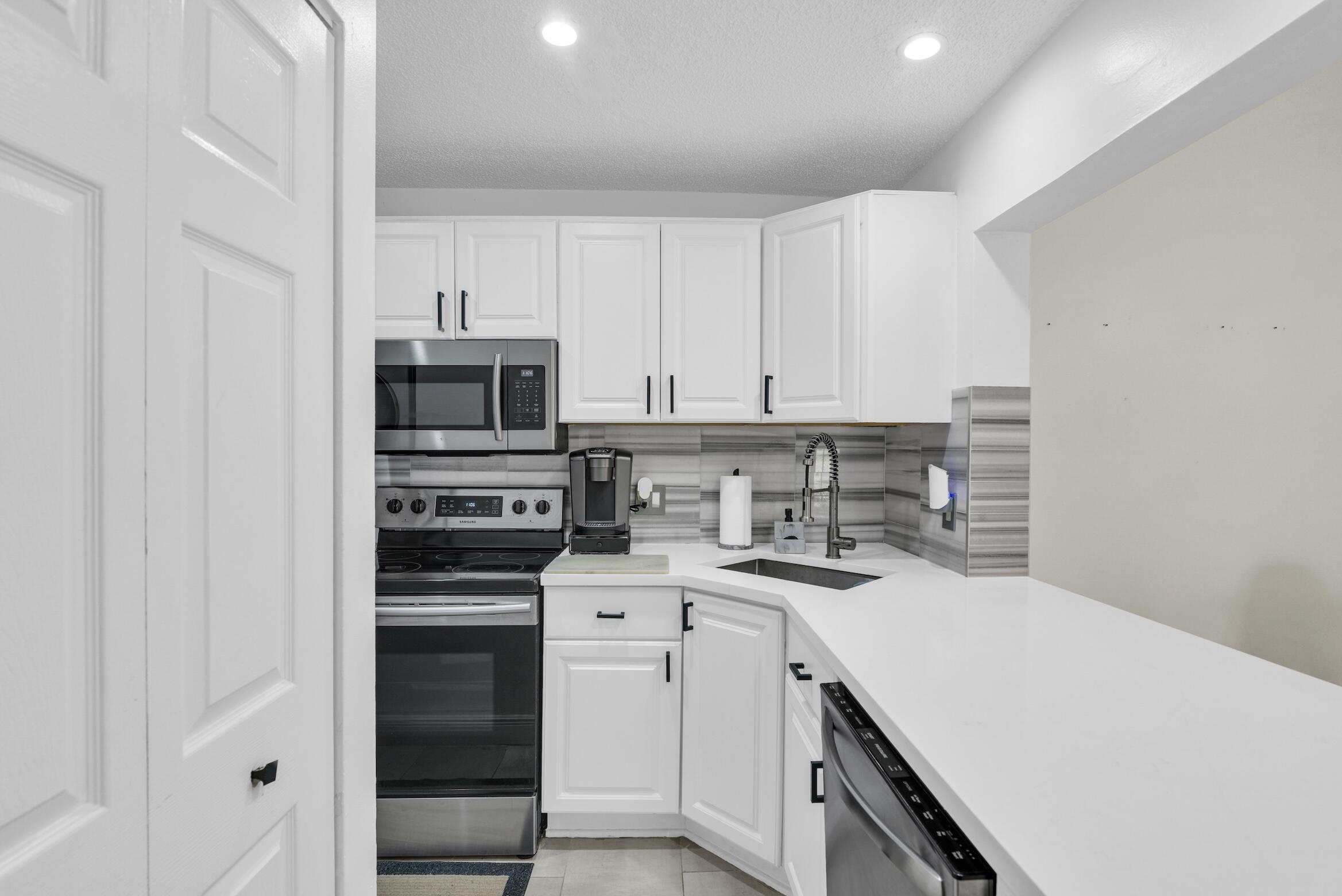 616 Sea Pine Way G3
