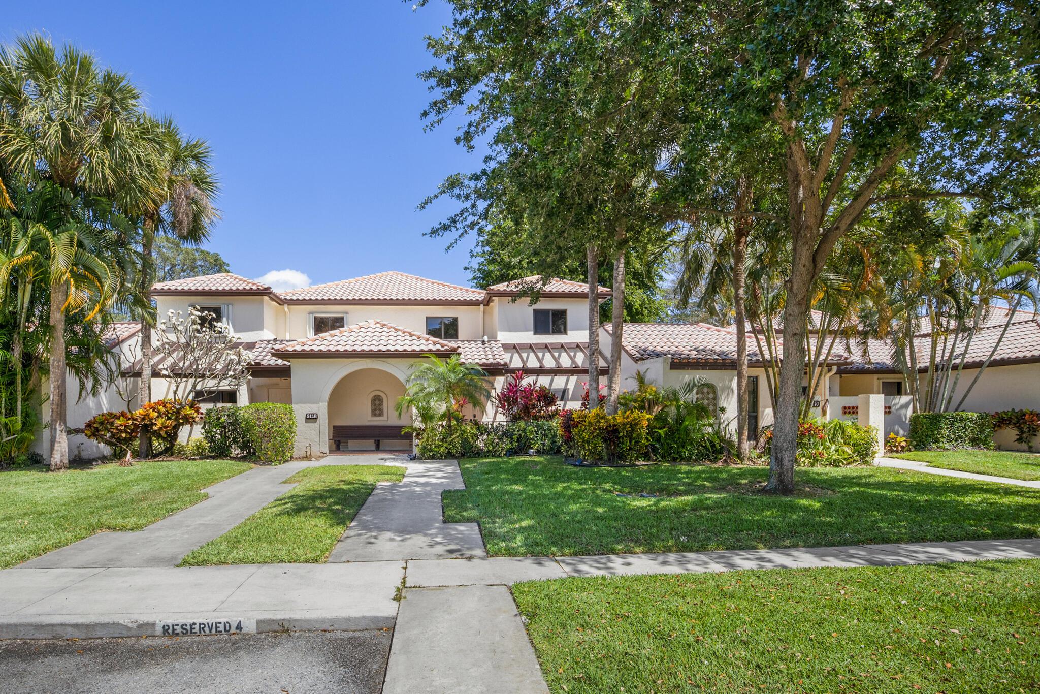 3118 Kingswood Terrace