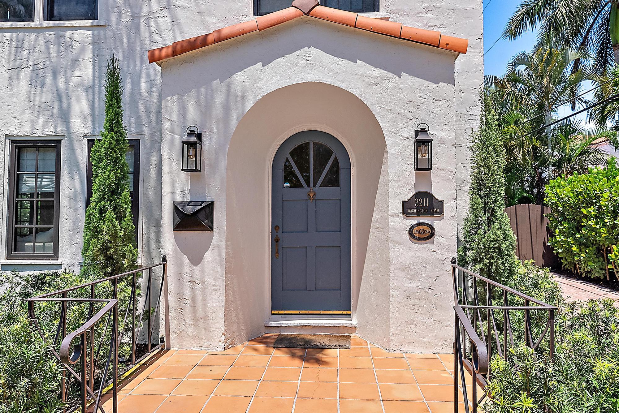 3211 Washington Road