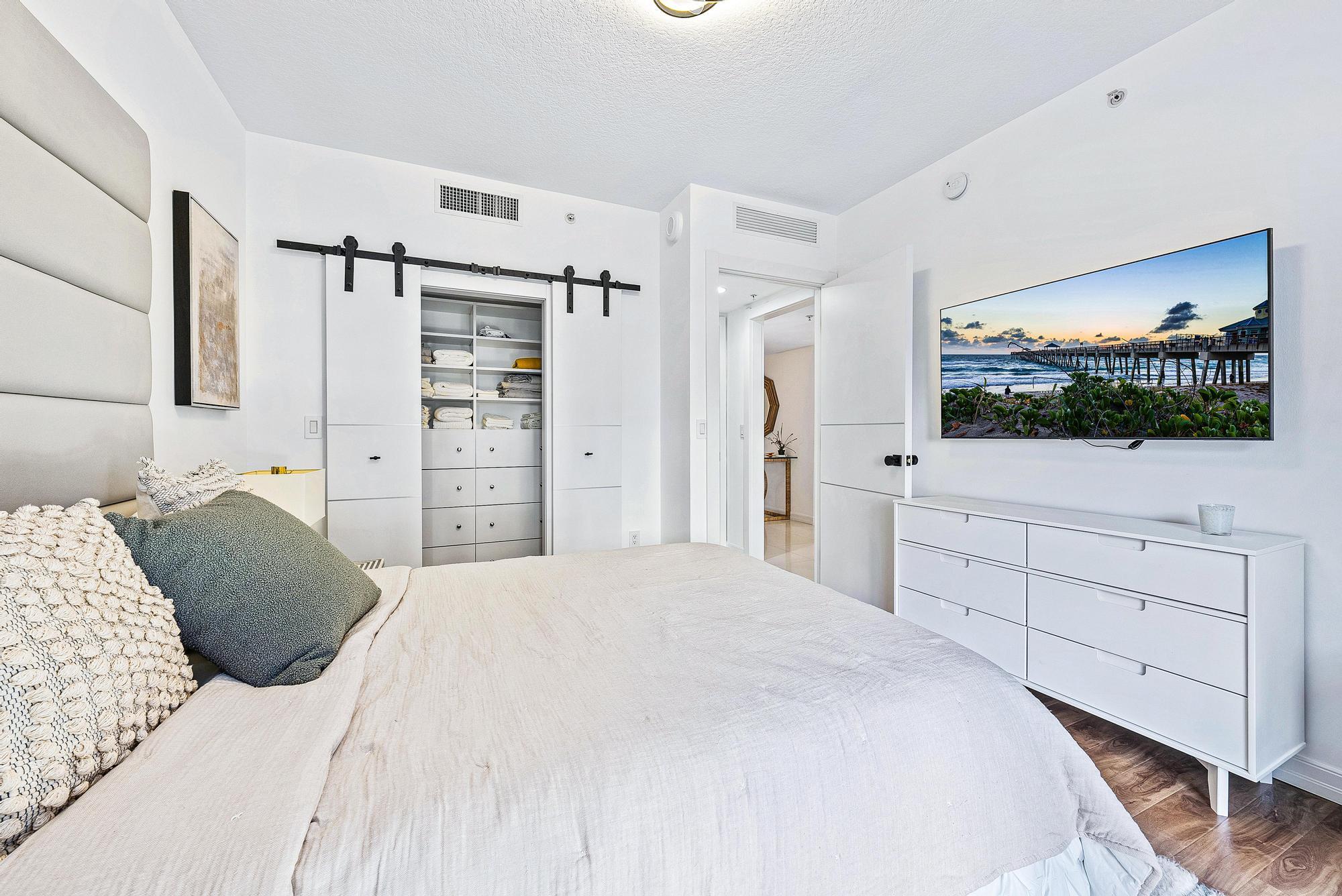 550 Okeechobee Boulevard 422, West Palm Beach Unit: 422