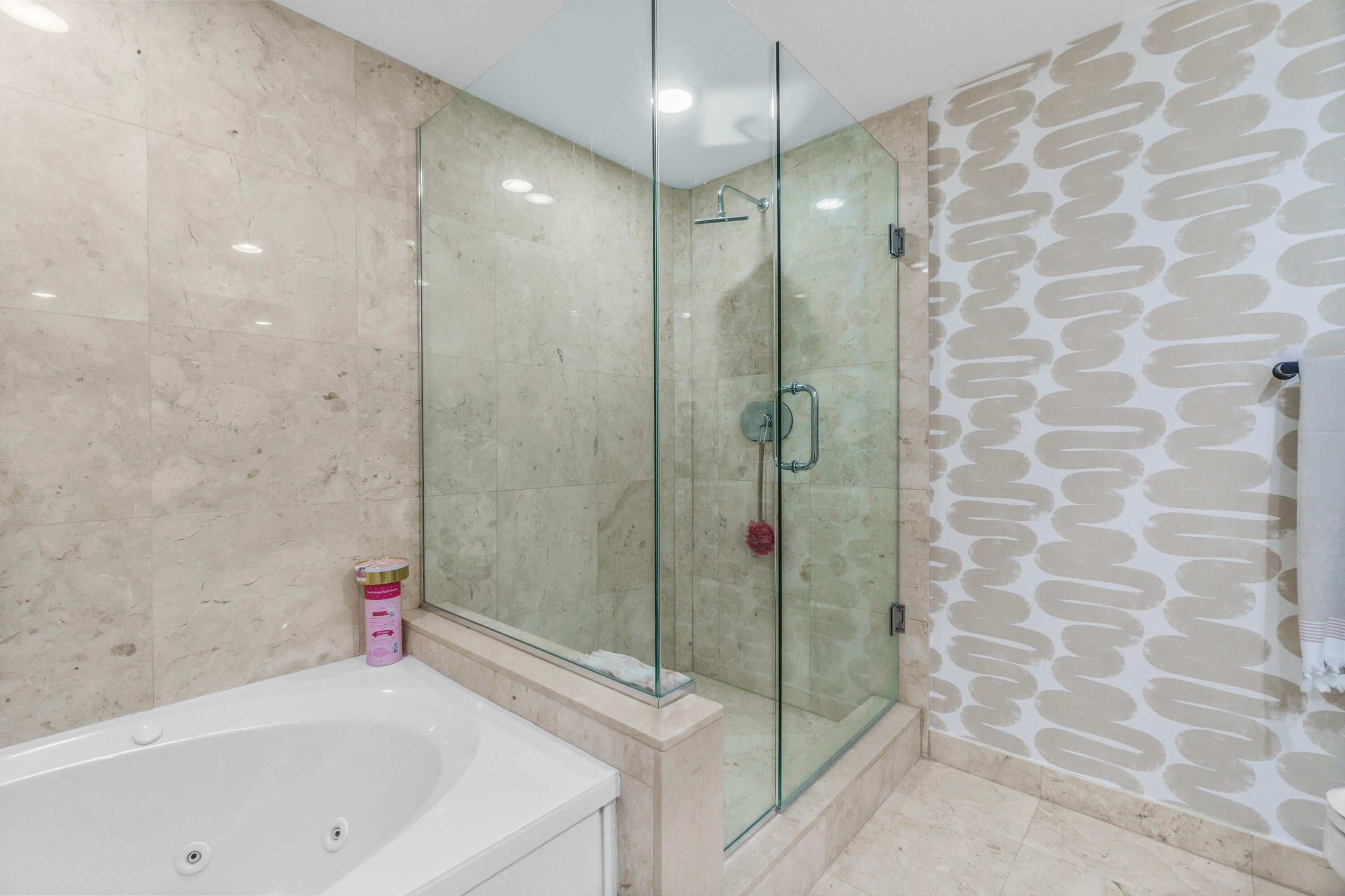 550 Okeechobee Boulevard 422, West Palm Beach Unit: 422