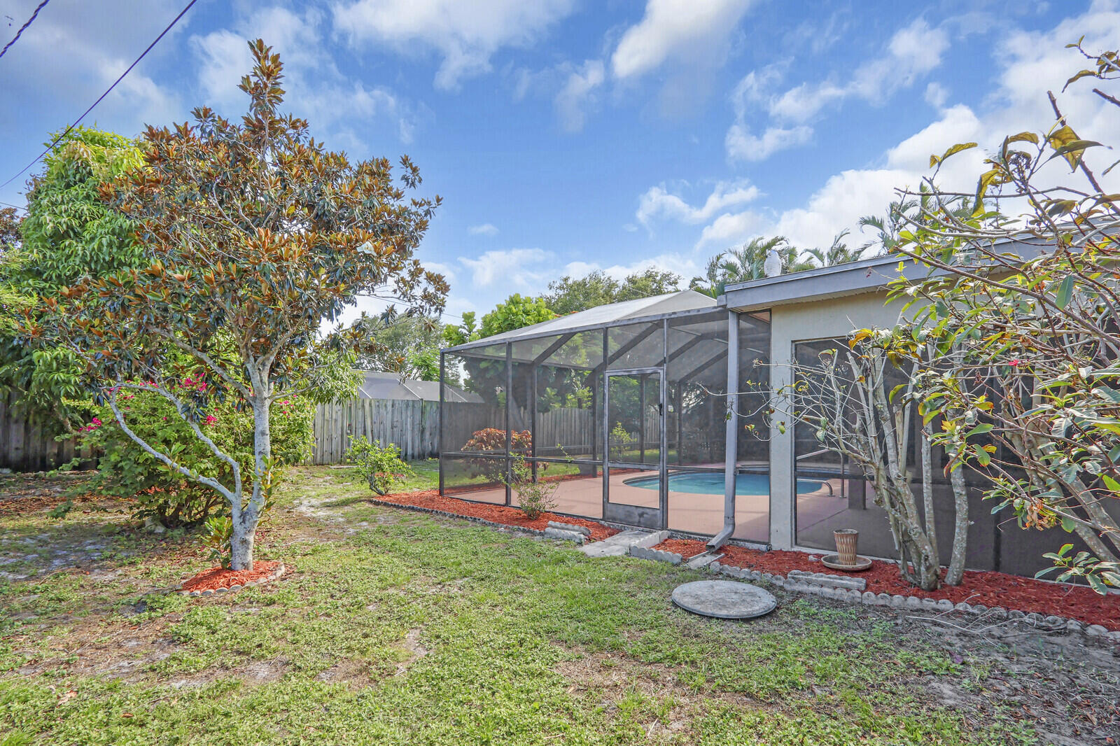 2774 SE Howell Avenue